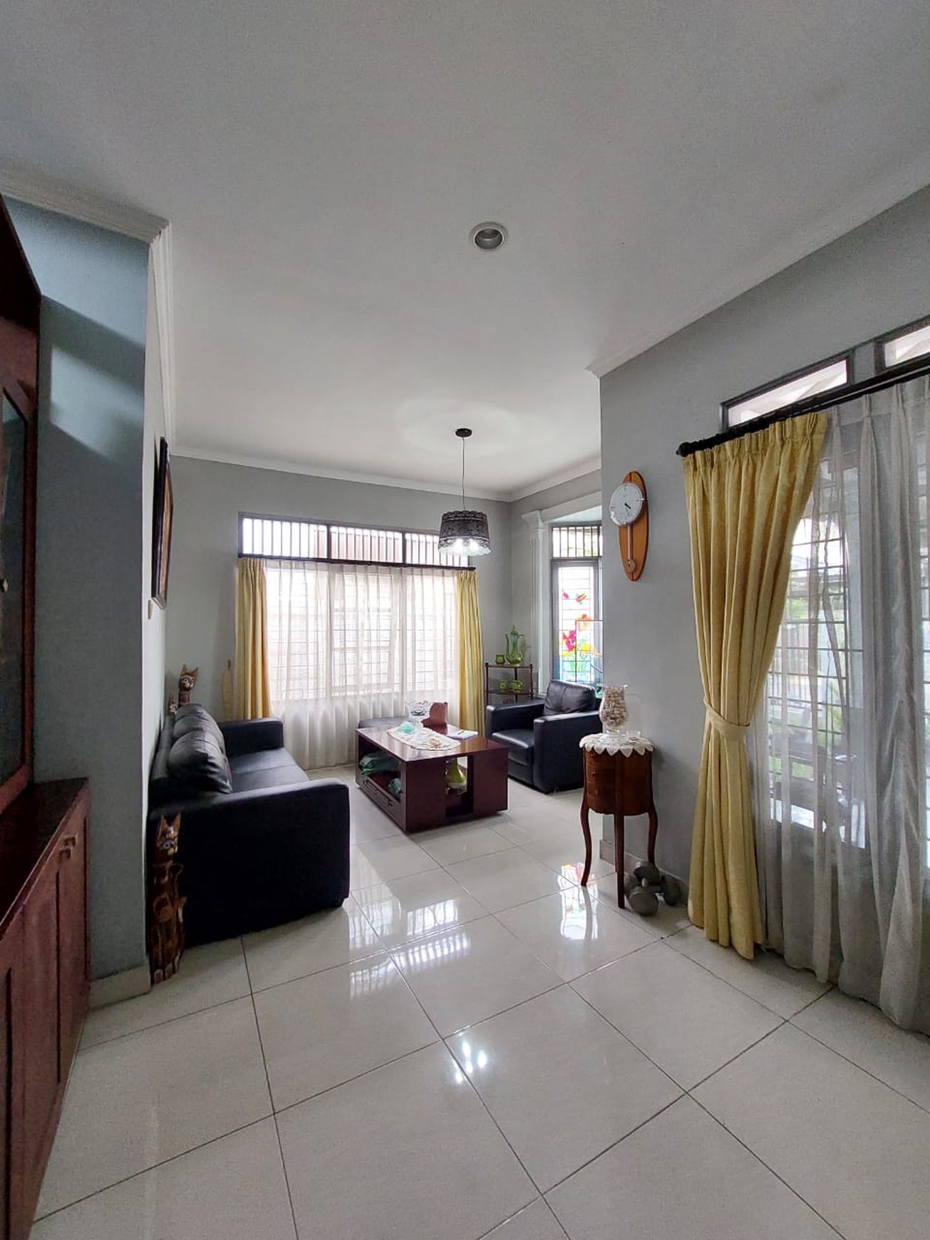 Rumah Siap Huni dengan Hunian Nyaman dan Asri di Ciputat