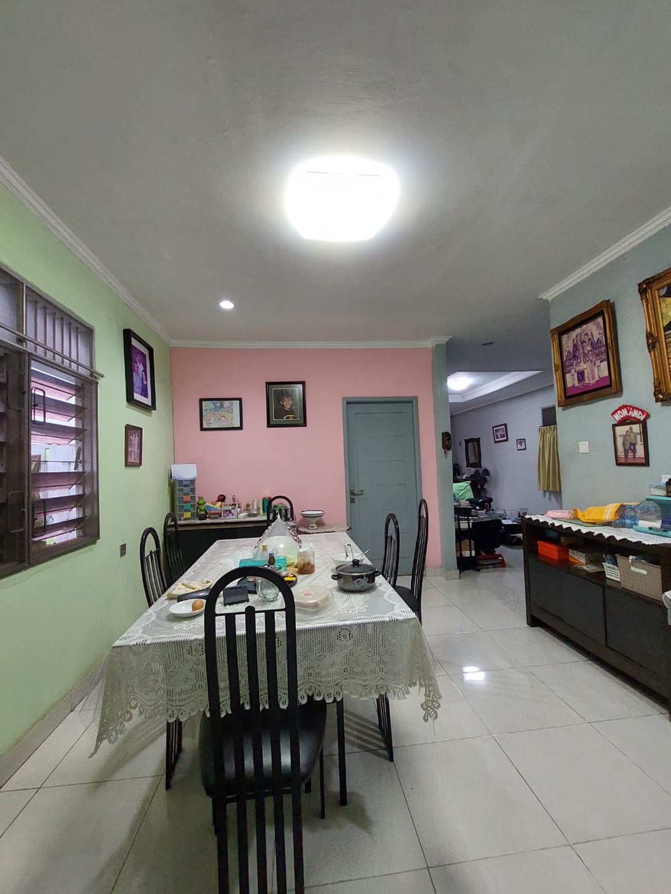 Rumah Siap Huni dengan Hunian Nyaman dan Asri di Ciputat