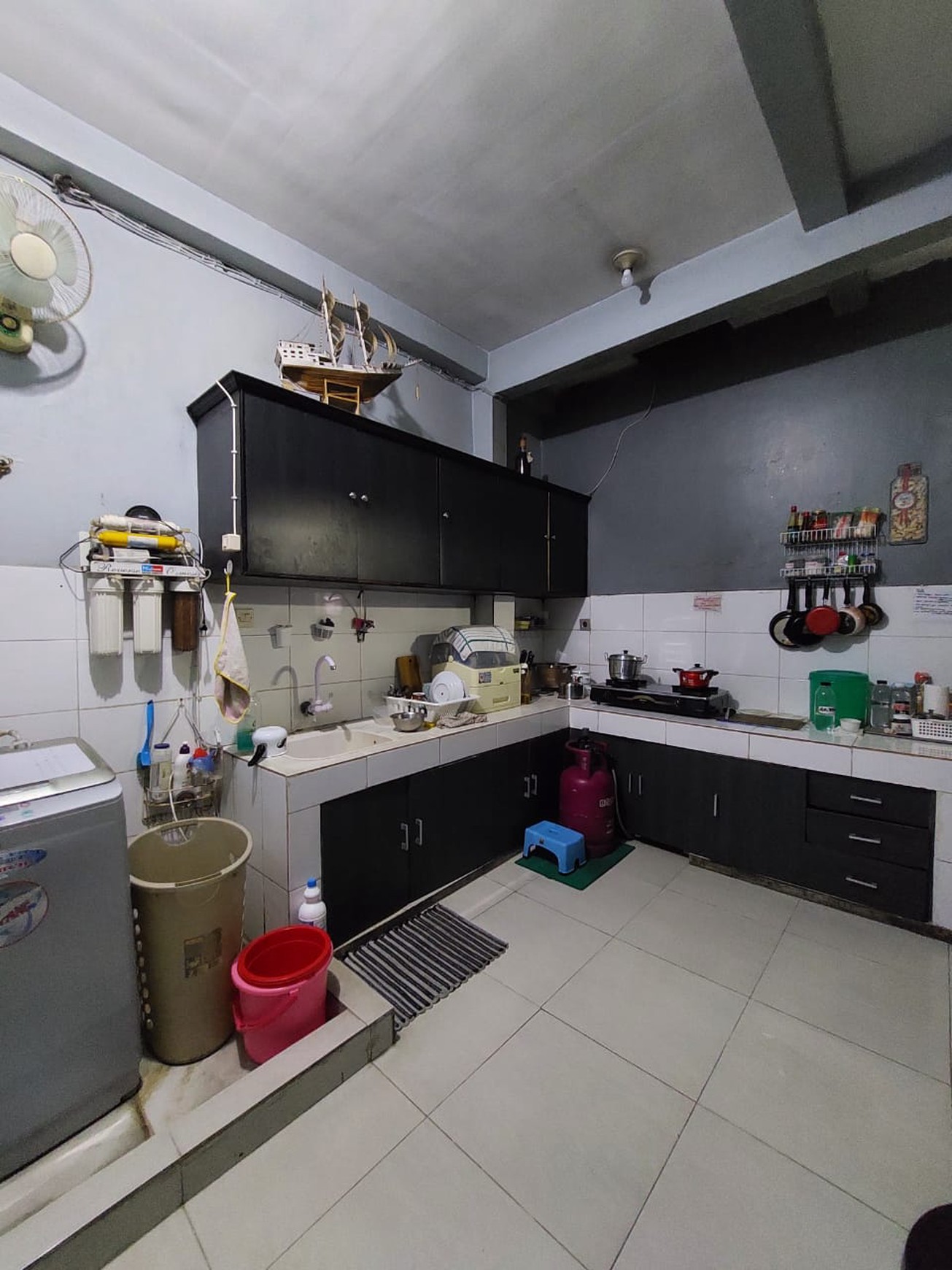 Rumah Siap Huni dengan Hunian Nyaman dan Asri di Ciputat