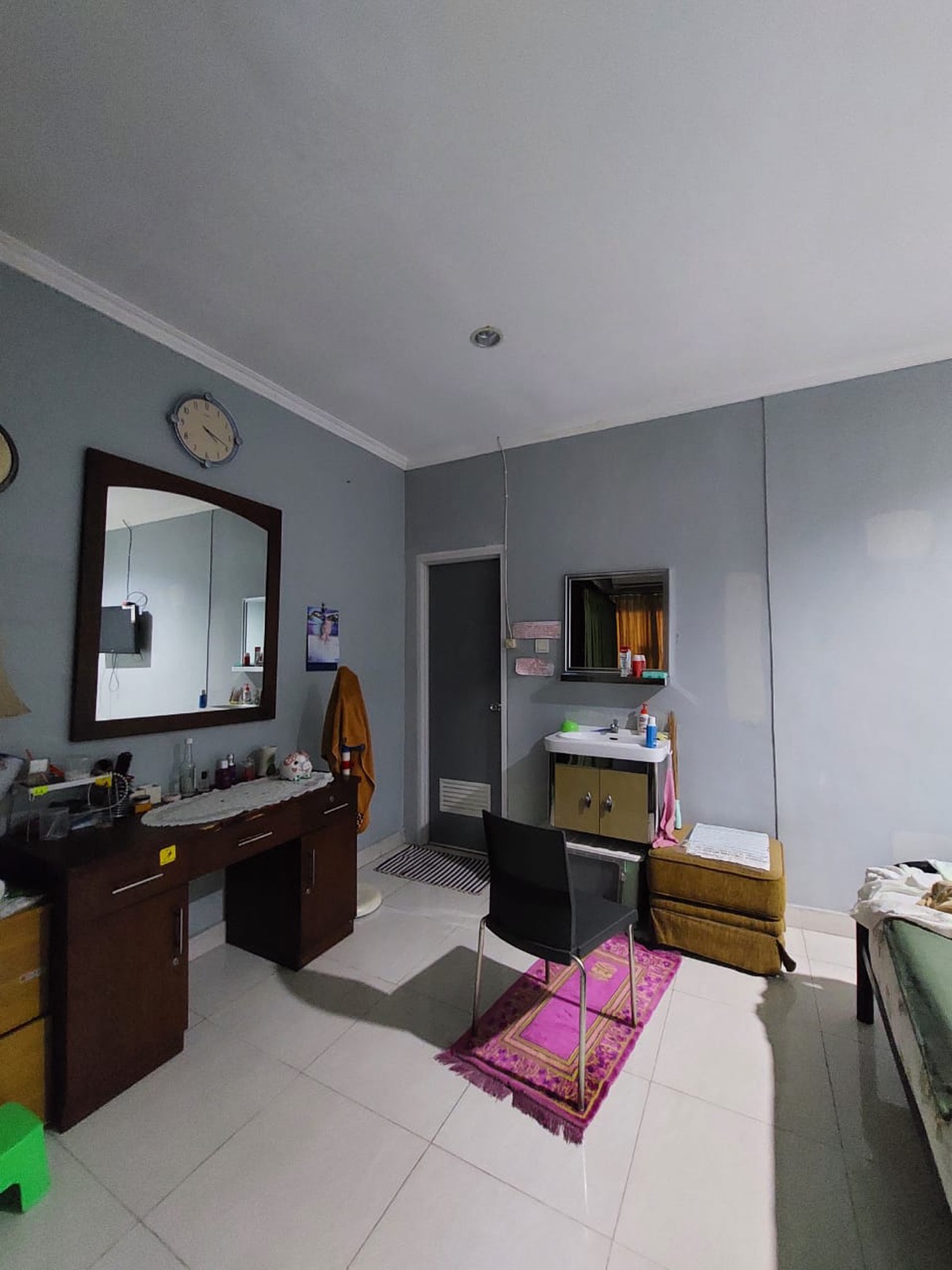 Rumah Siap Huni dengan Hunian Nyaman dan Asri di Ciputat
