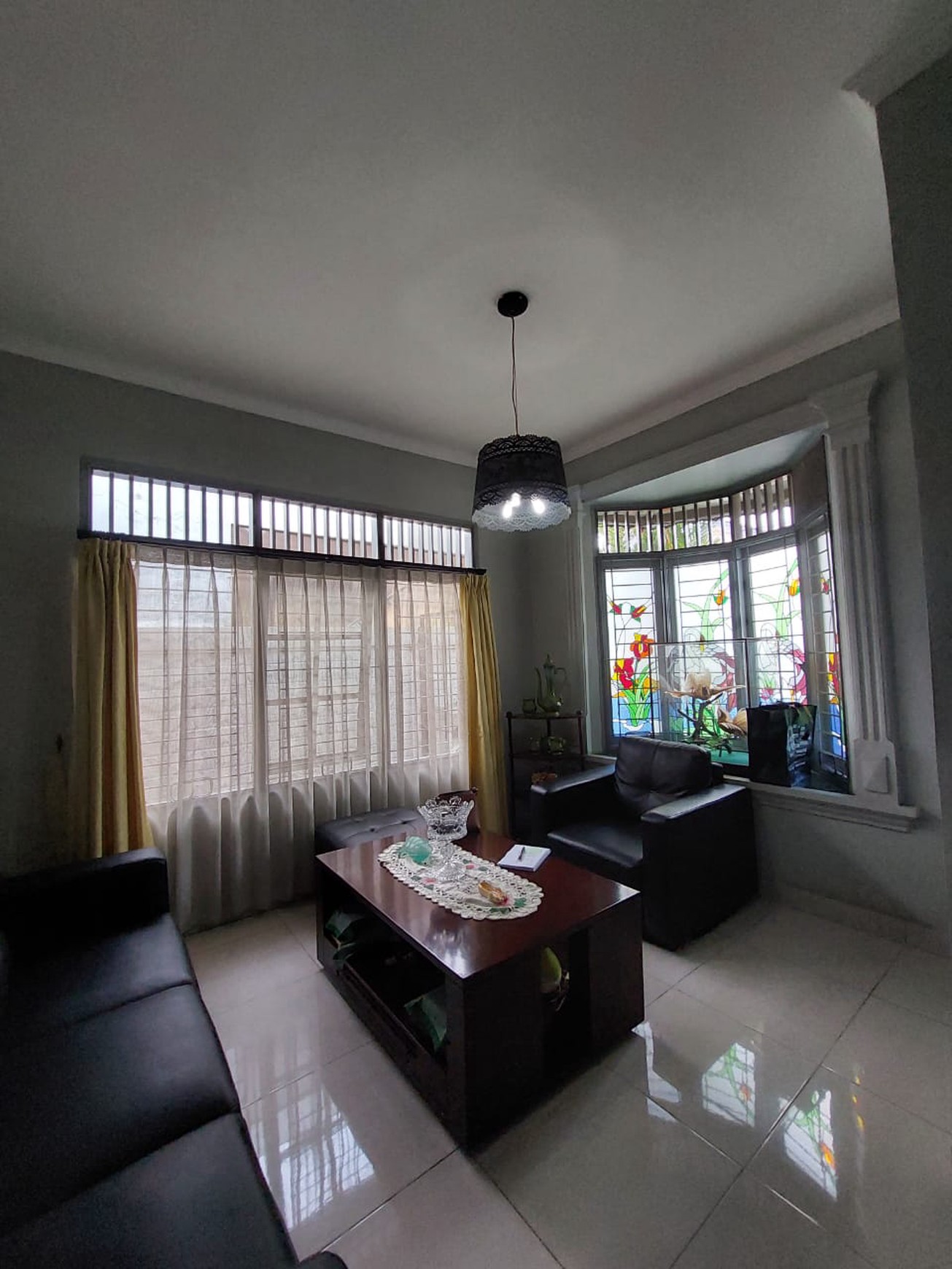 Rumah Siap Huni dengan Hunian Nyaman dan Asri di Ciputat