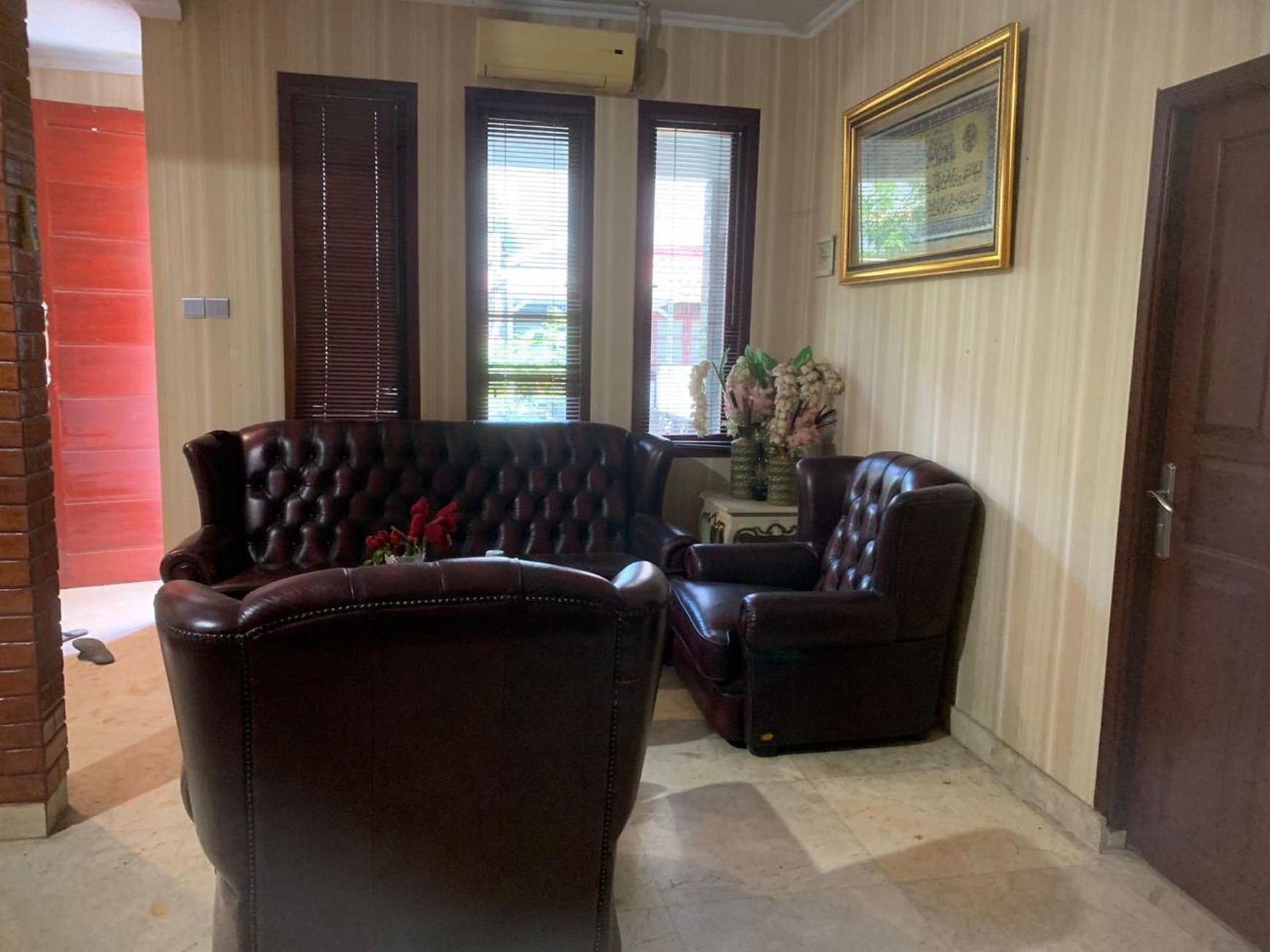 Rumah 2 lantai,dekat kampus stan,dekat jajan di Bintaro Jaya 5