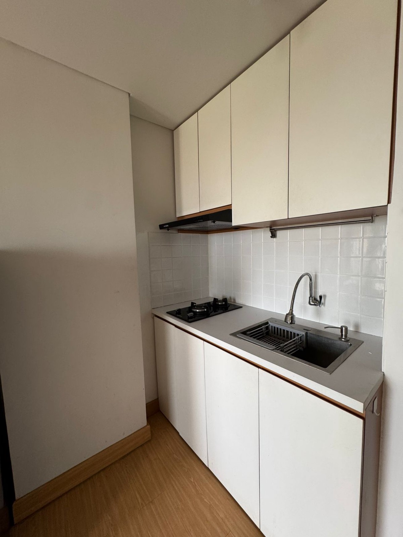 Apartemen 2 kt/1 kmd ,securty 24 jam di Bintaro Jaya 7