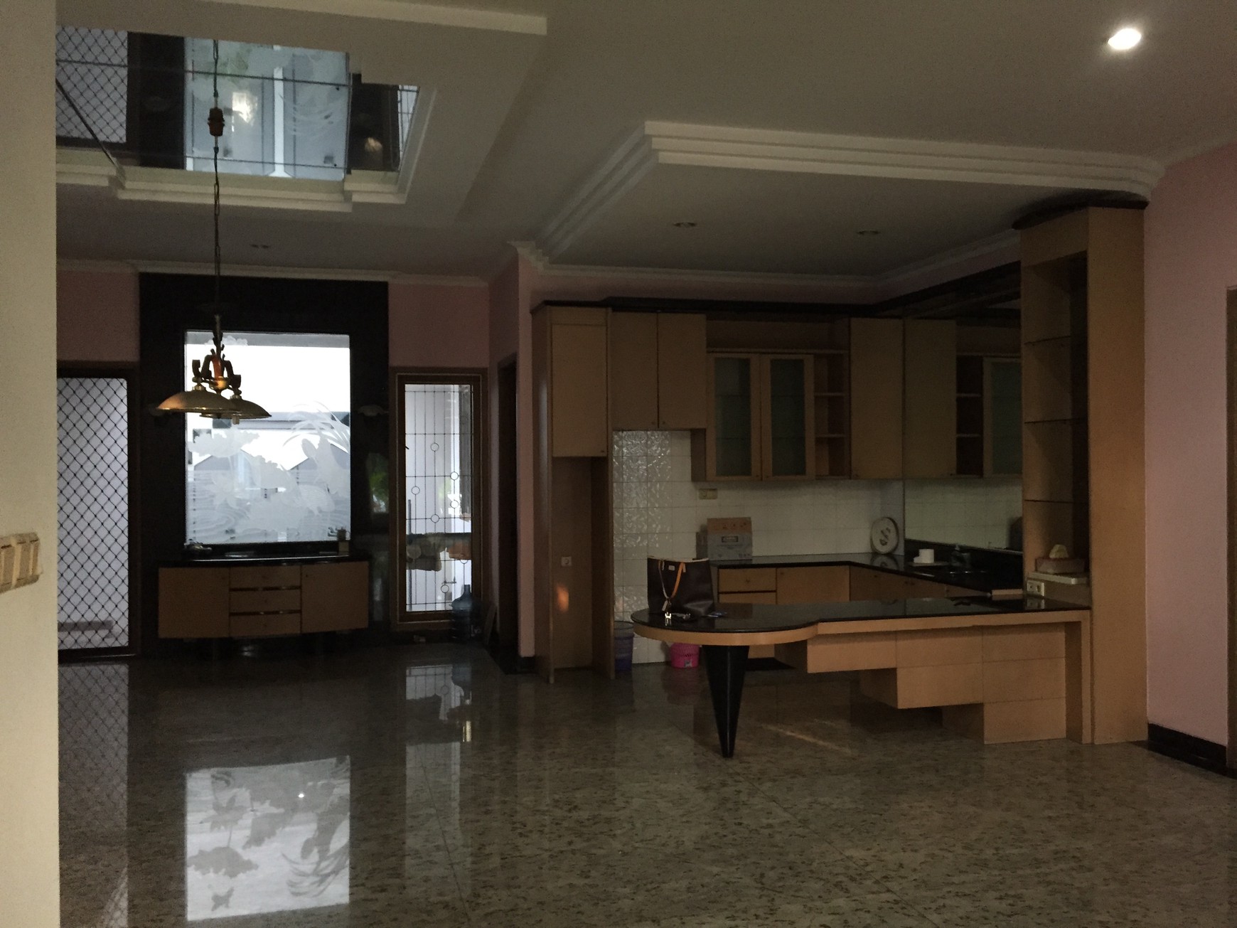 RUMAH DI PANTAI MUTIARA SIAP HUNI