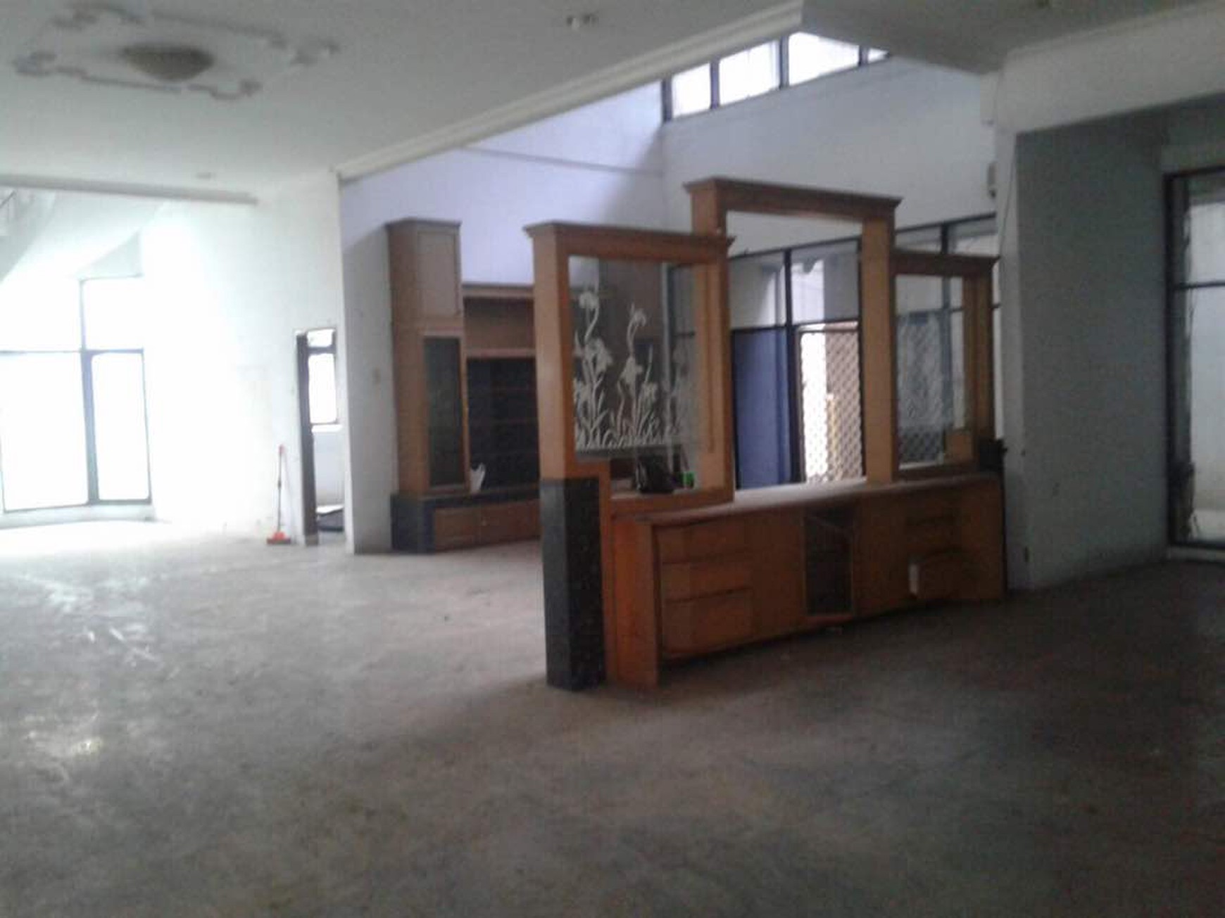 RUMAH MUARA KARANG PLUIT