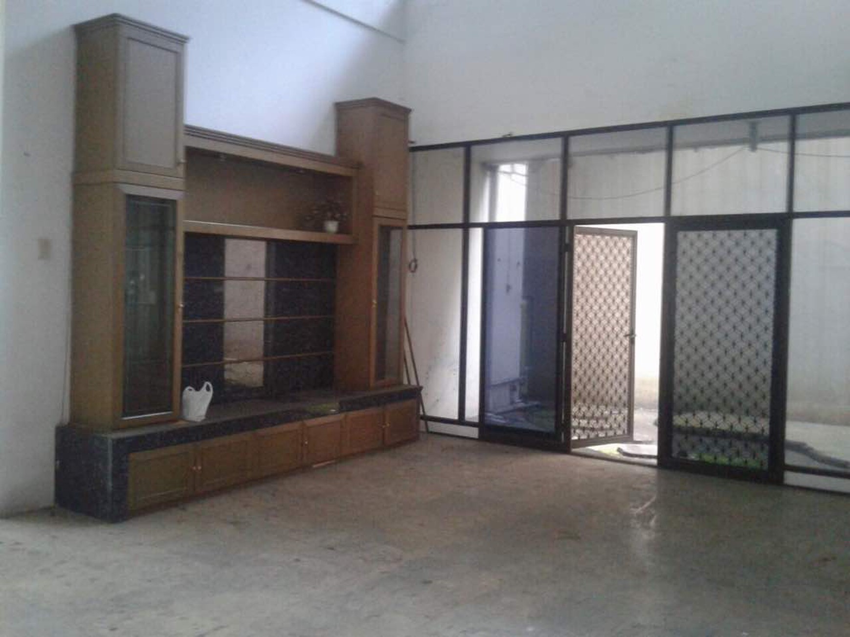 RUMAH MUARA KARANG PLUIT