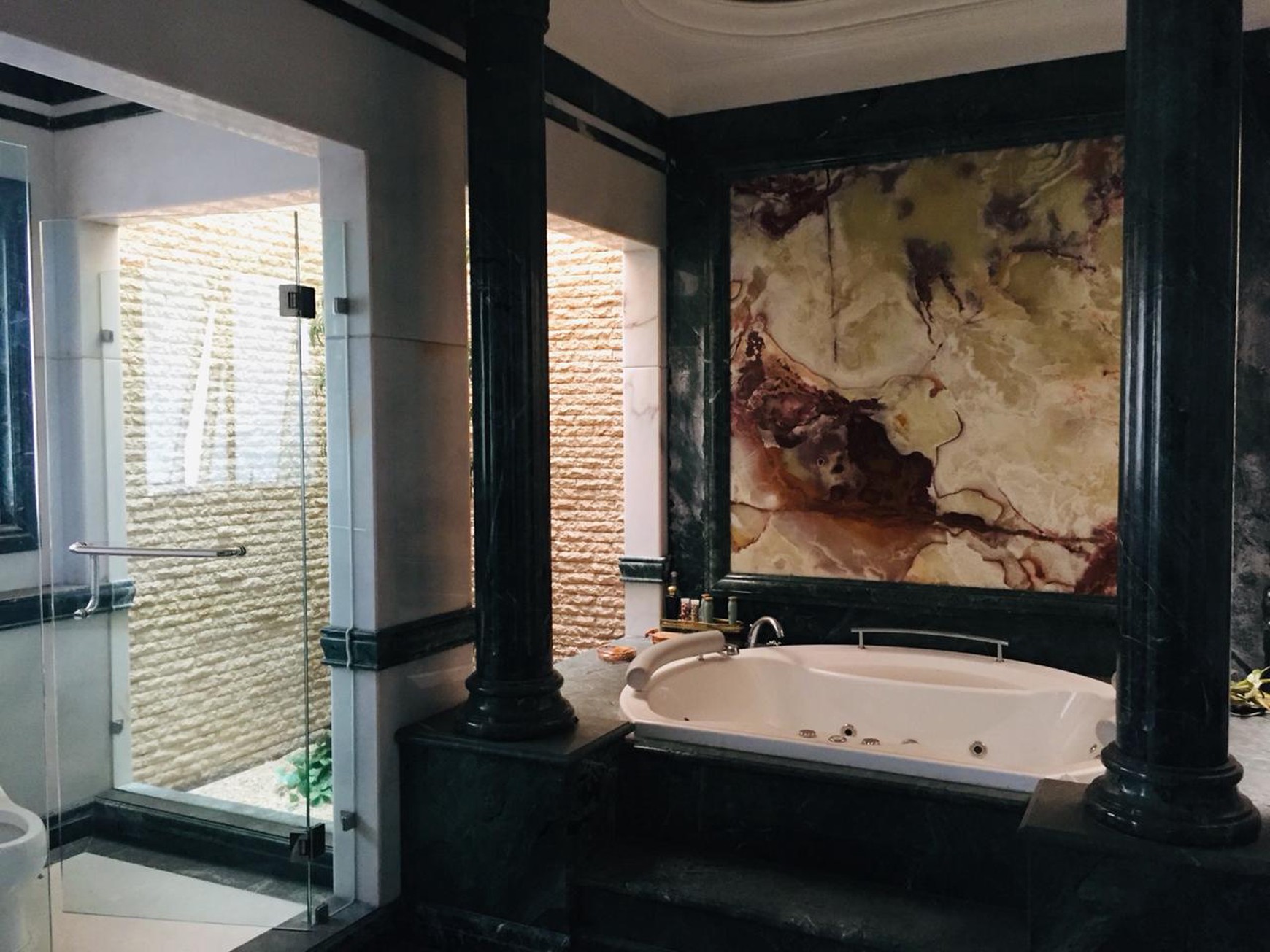 RUMAH CANTIK DI PONDOK INDAH PERMATA BERLIAN