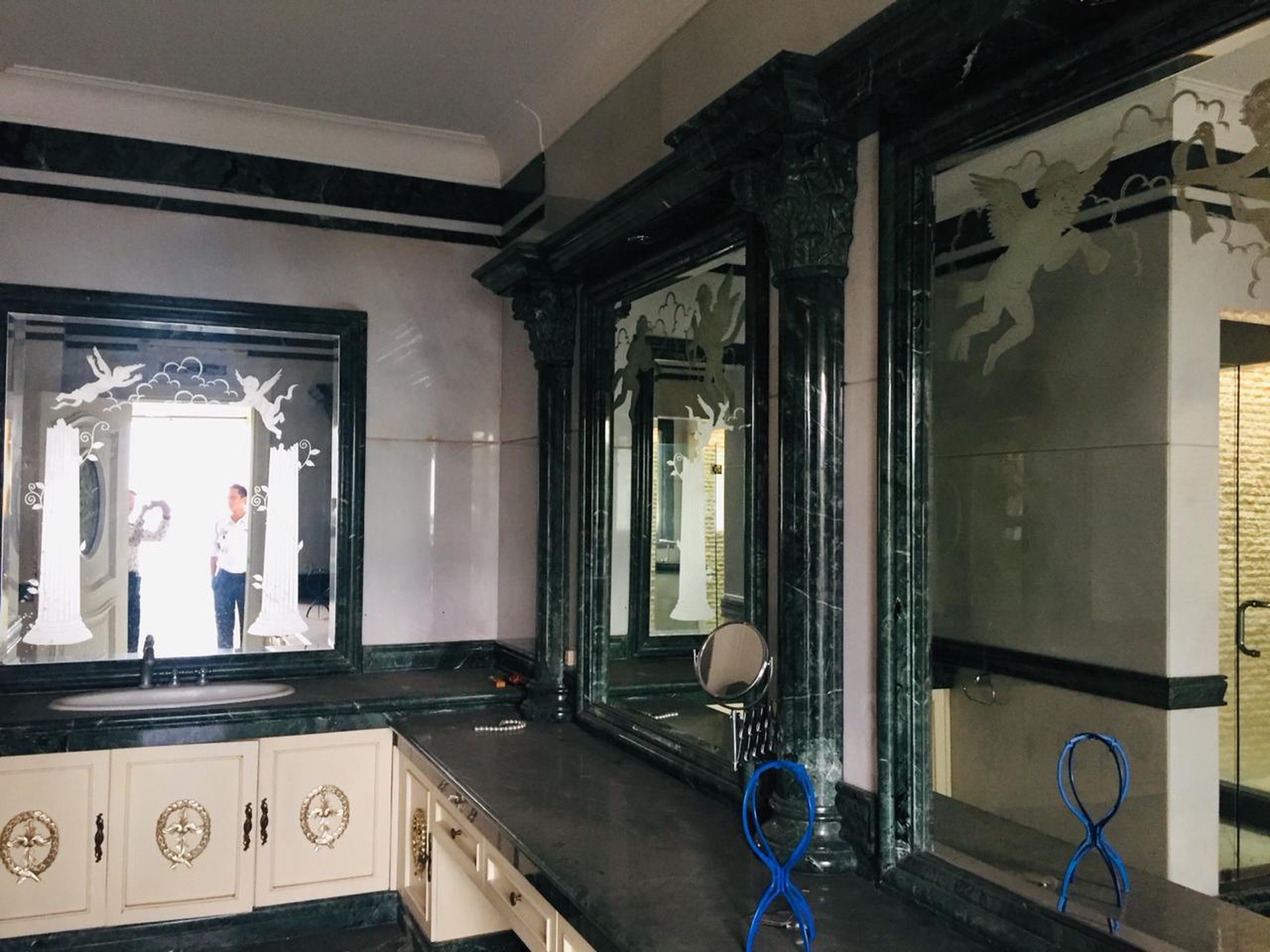 RUMAH CANTIK DI PONDOK INDAH PERMATA BERLIAN