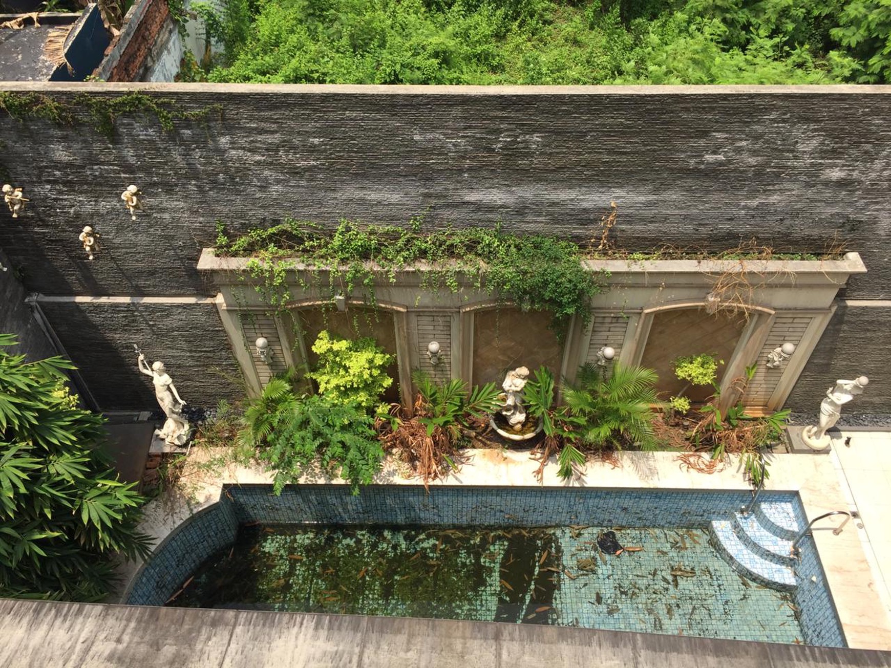 RUMAH CANTIK DI PONDOK INDAH PERMATA BERLIAN