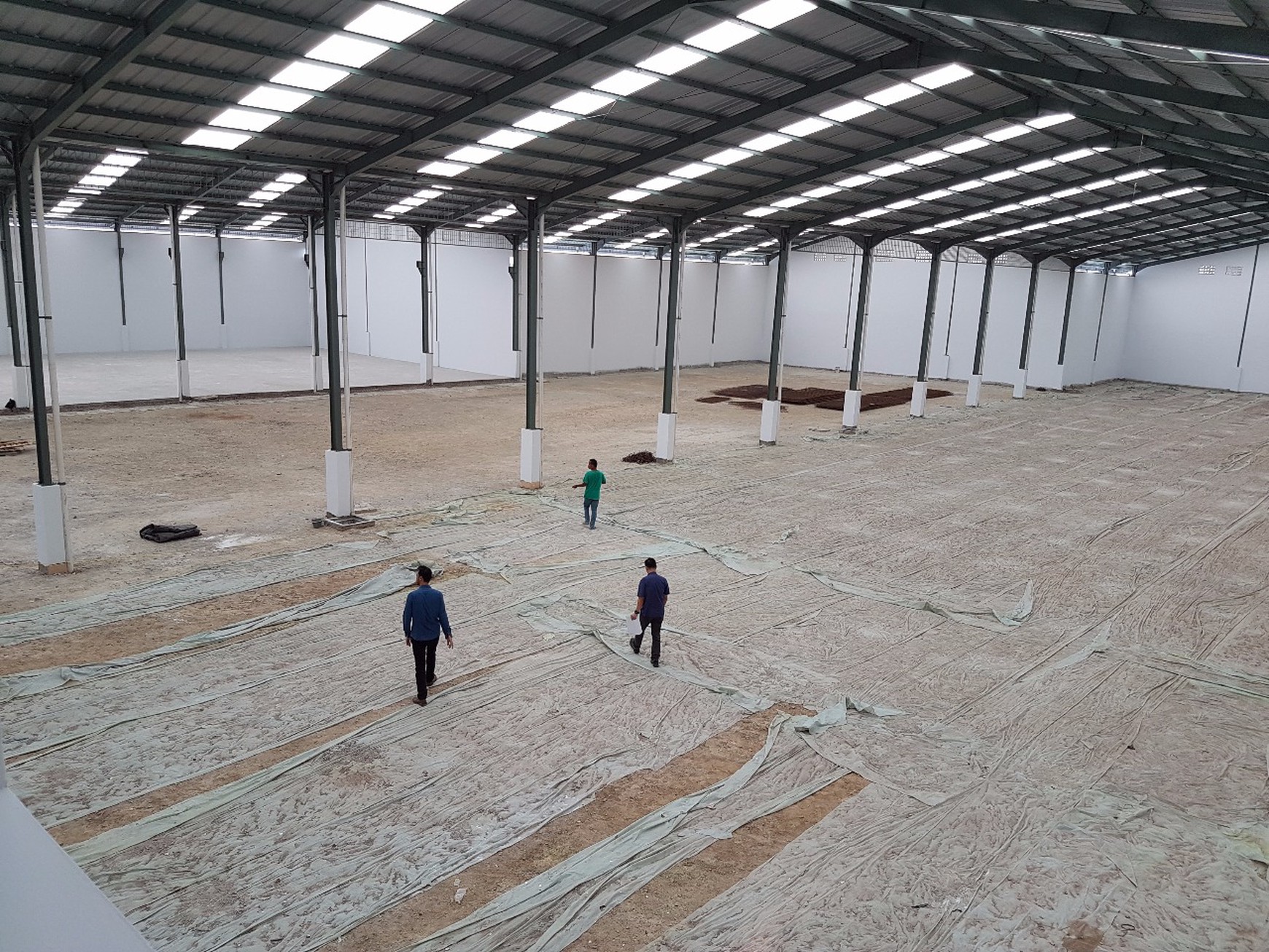 Gudang ada Ijin Industri , Raya Curug Kosambi Karawang Timur