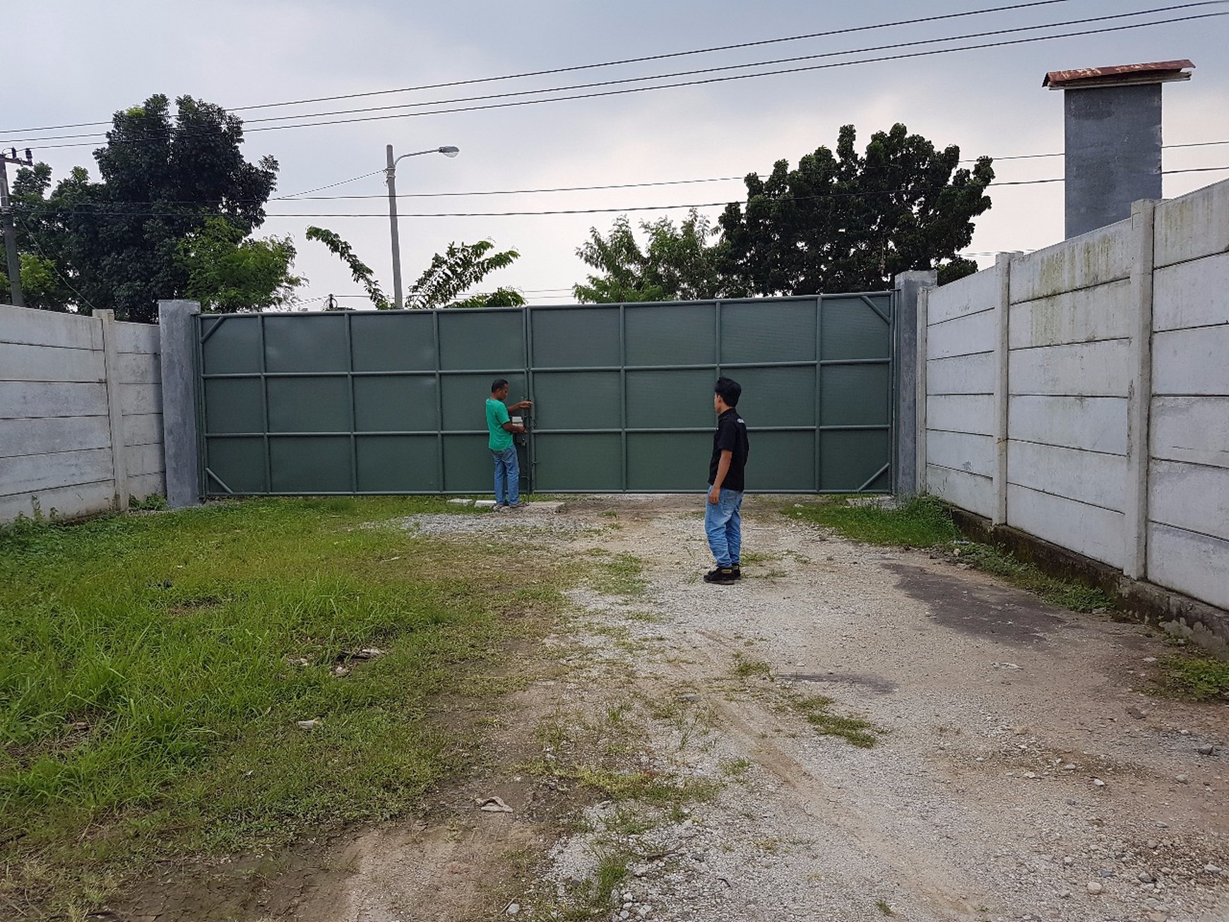 Gudang ada Ijin Industri , Raya Curug Kosambi Karawang Timur