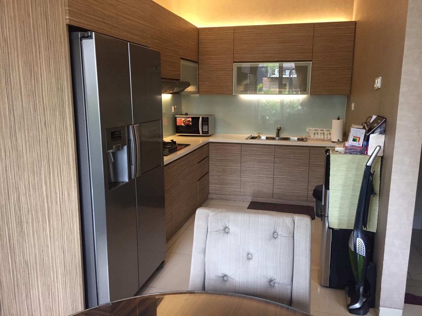 RUMAH DI LAYAR PERMAI PANTAI INDAH KAPUK