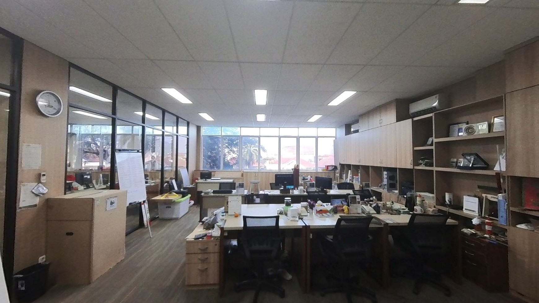 Ruko Gandeng Kelapa Nias Raya, Kelapa Gading, Luas 17x17m2