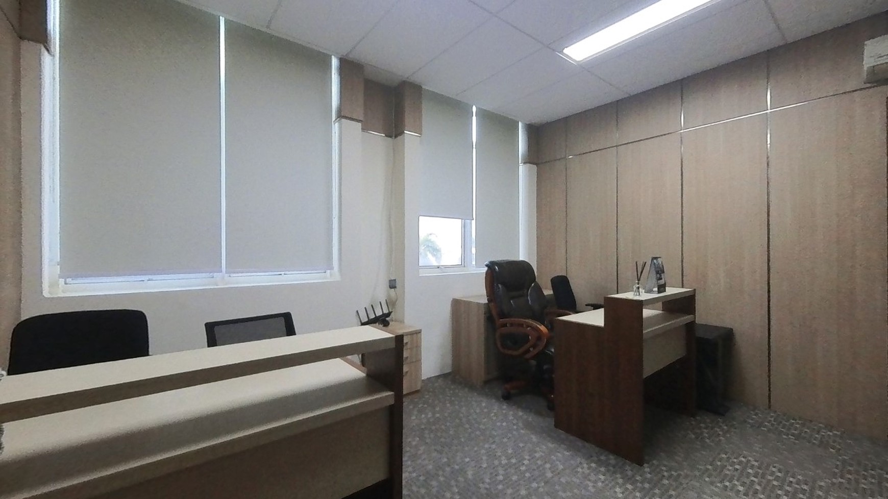 Ruko Gandeng Kelapa Nias Raya, Kelapa Gading, Luas 17x17m2