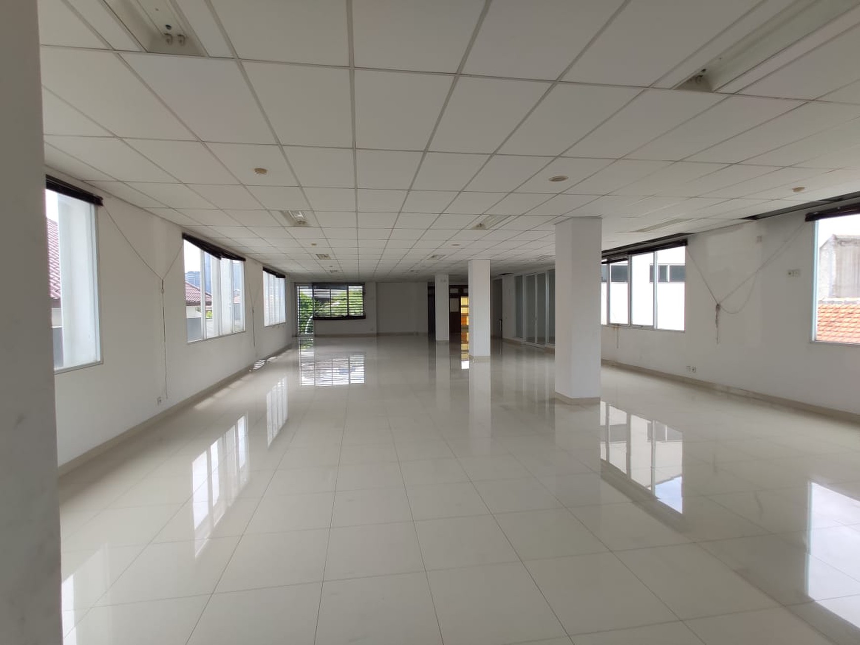 Mini Gedung Dijual di Menteng,jarang ada
