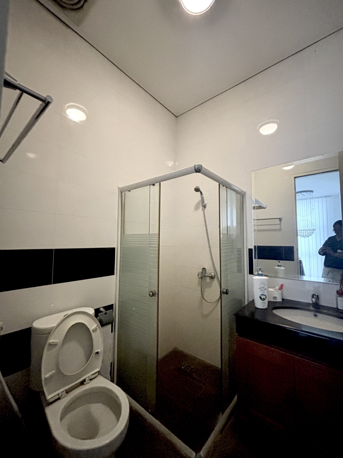 Rumah Luxury di Hoek Siap Huni Semi Fuenished Di Cluster Unity Land Raffles Hills Cibubur
