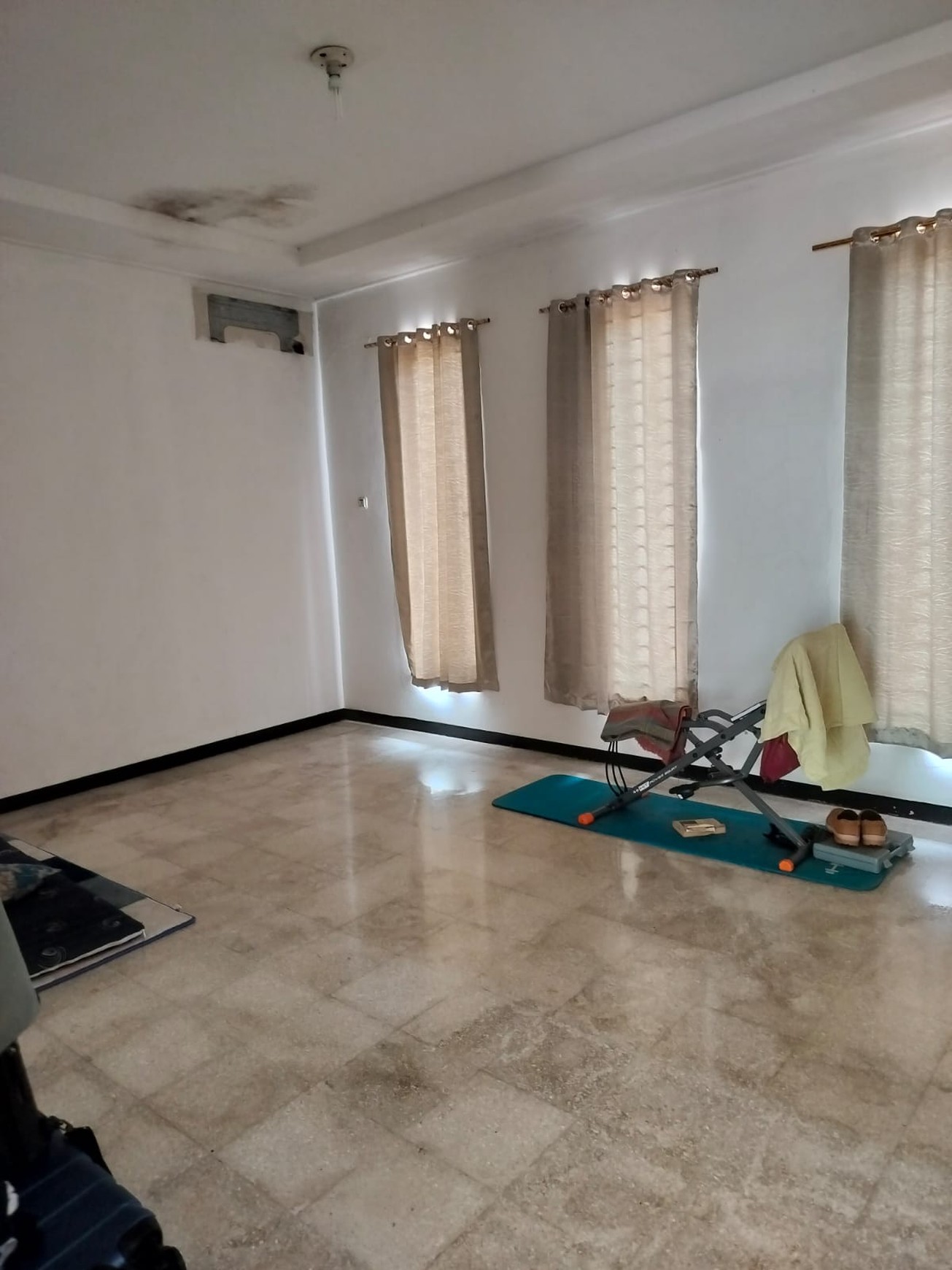 Dijual Rumah Nyaman dan  Strategis di Cinere - Siap Huni