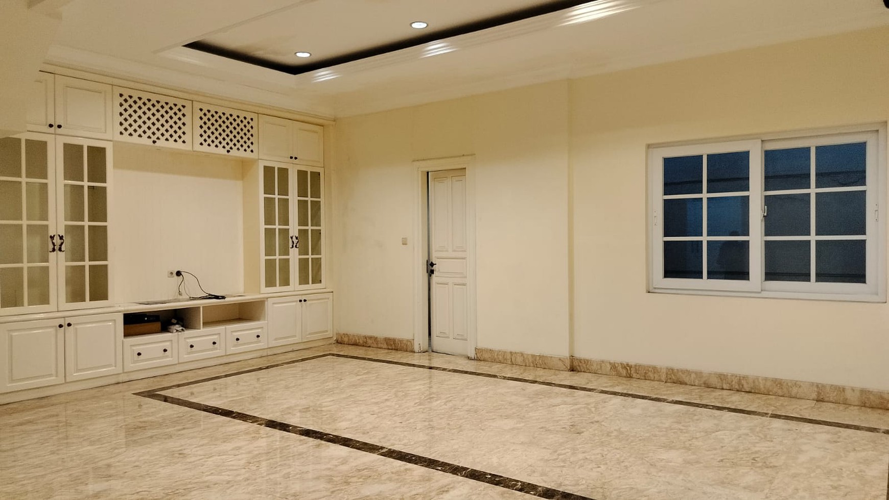 Dijual Rumah Mewah Siap Huni di Pondok Indah -Dekat Pondok Indah Mall