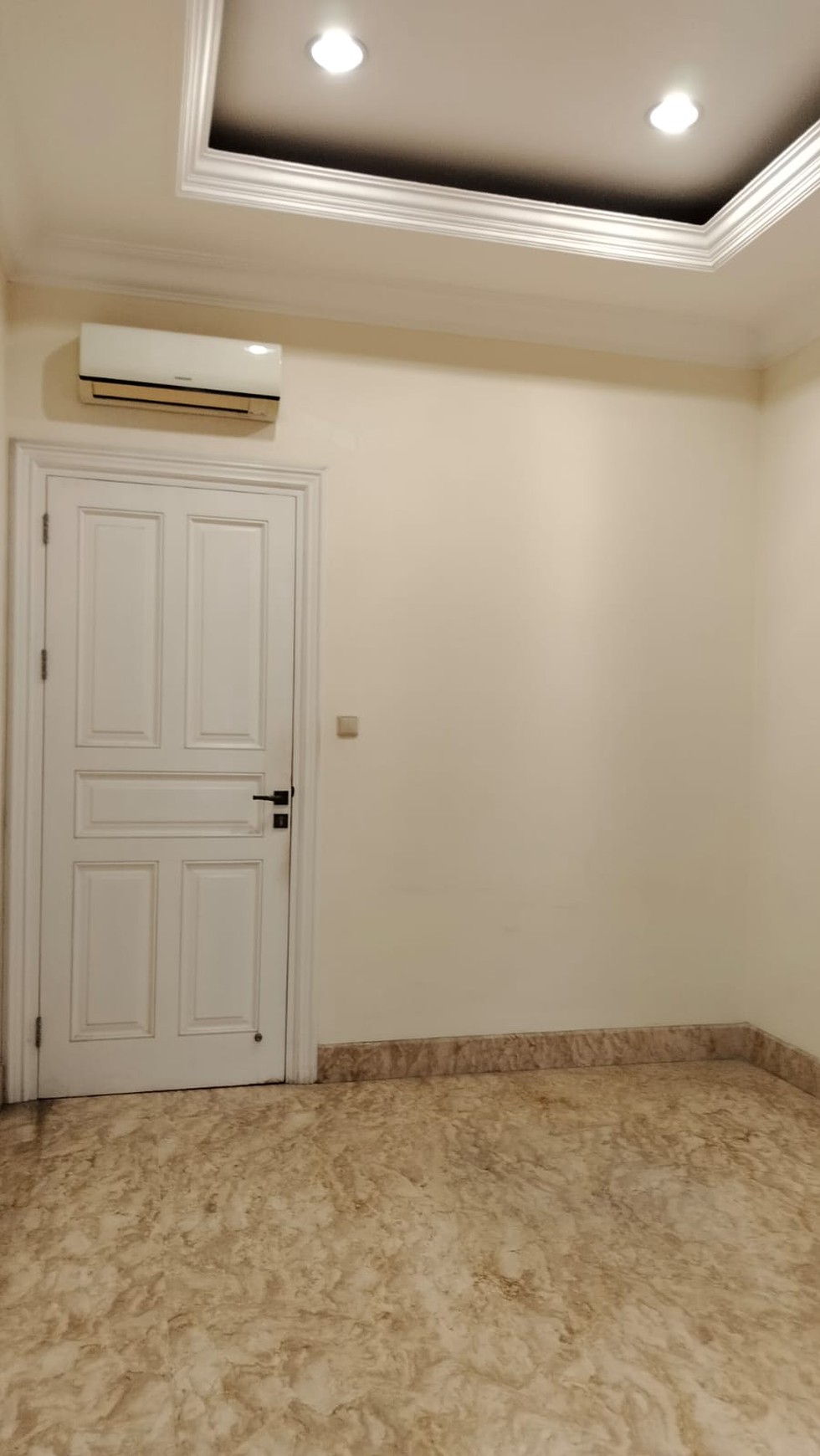 Dijual Rumah Mewah Siap Huni di Pondok Indah -Dekat Pondok Indah Mall
