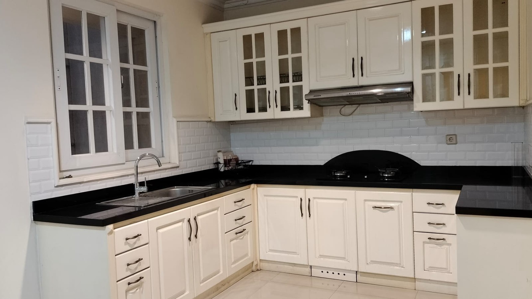 Dijual Rumah Mewah Siap Huni di Pondok Indah -Dekat Pondok Indah Mall