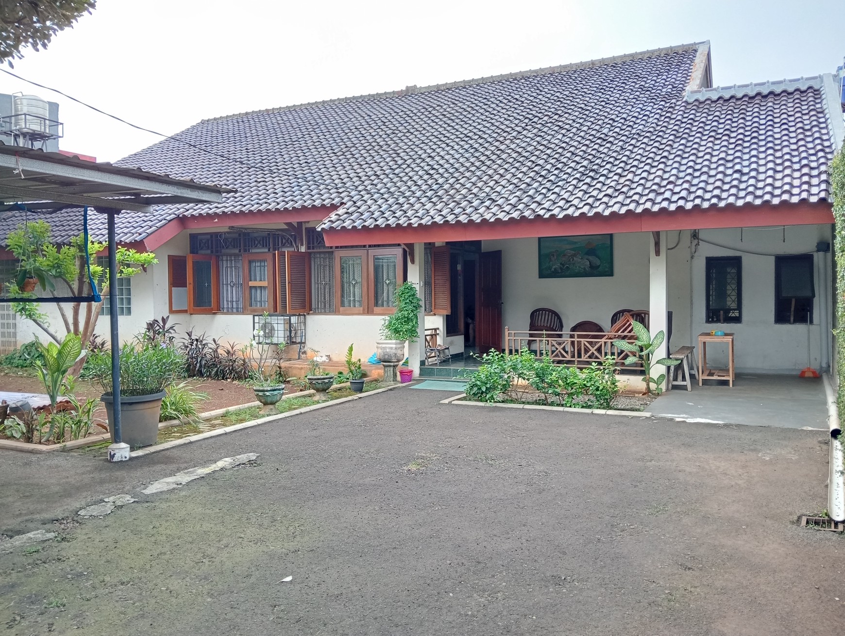 TURUN HARGA, Ciracas, Halaman Luas, Pinggir Jalan, Harga Nego