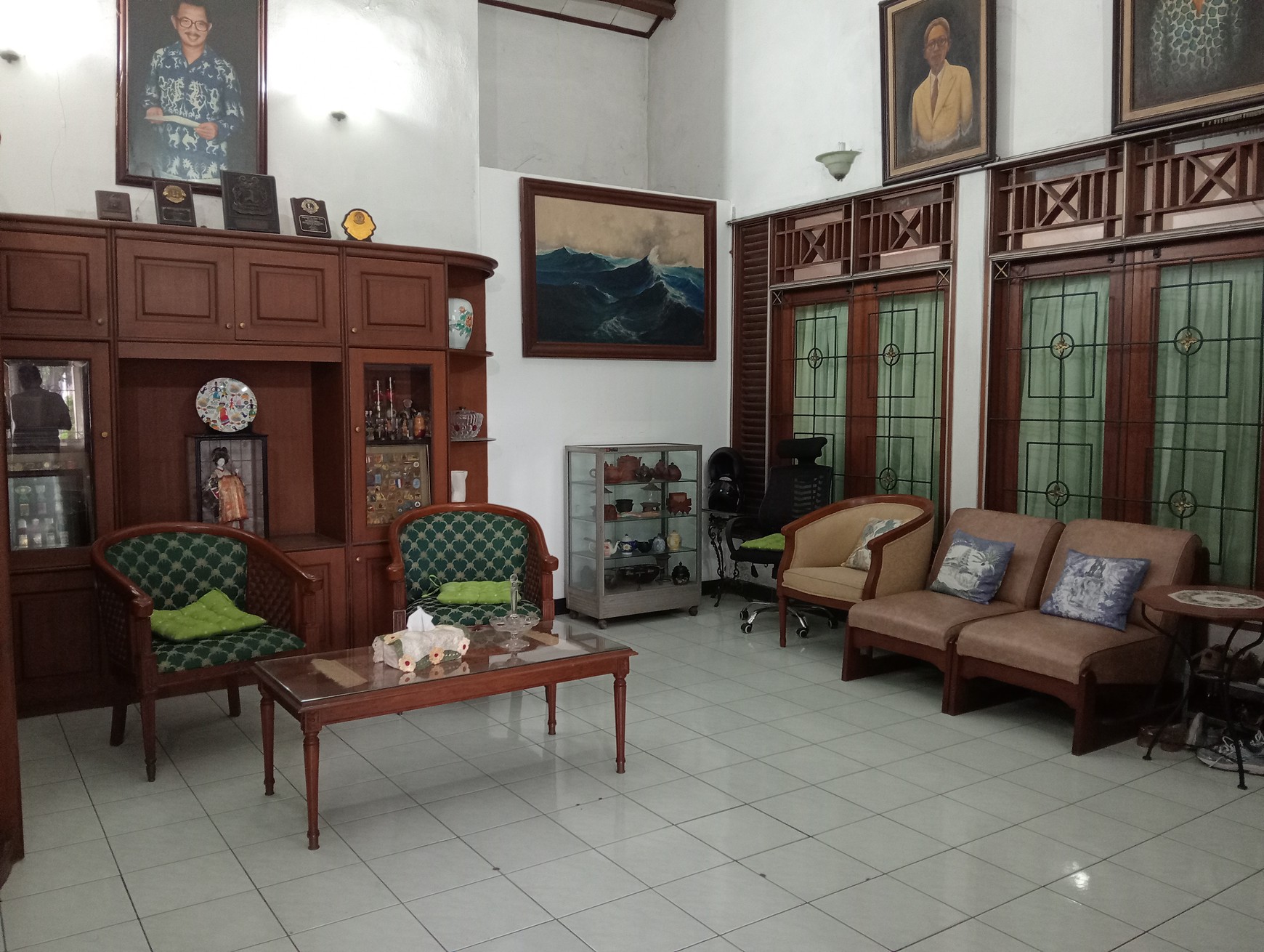 TURUN HARGA, Ciracas, Halaman Luas, Pinggir Jalan, Harga Nego