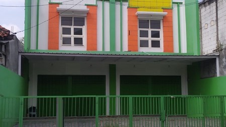 Disewakan Ruko 2 lantai di Jalan Raya Made Sambikerep Surabaya