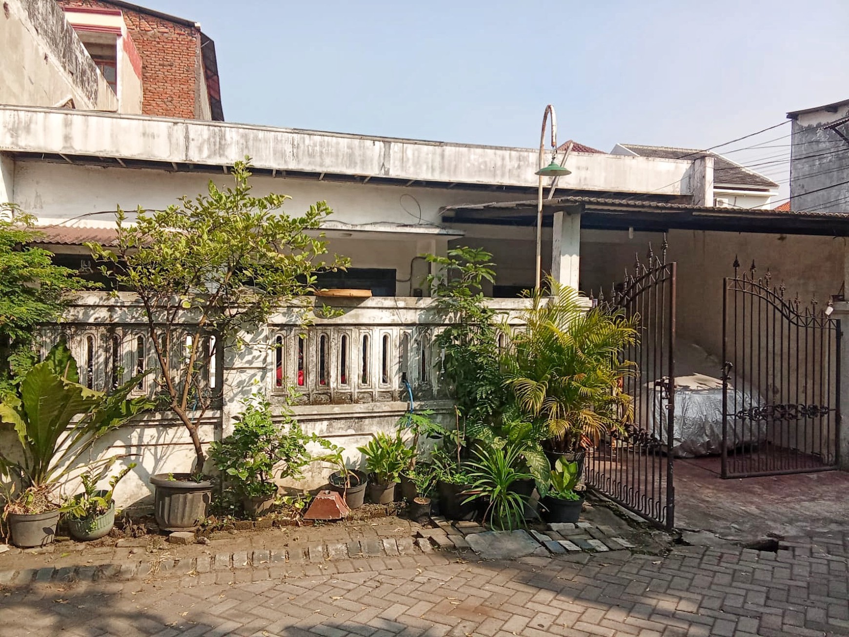 Di Jual Rumah Kedungturi 1 Taman Sidoarjo | 2 KT, 162m² | Cocok Keluarga