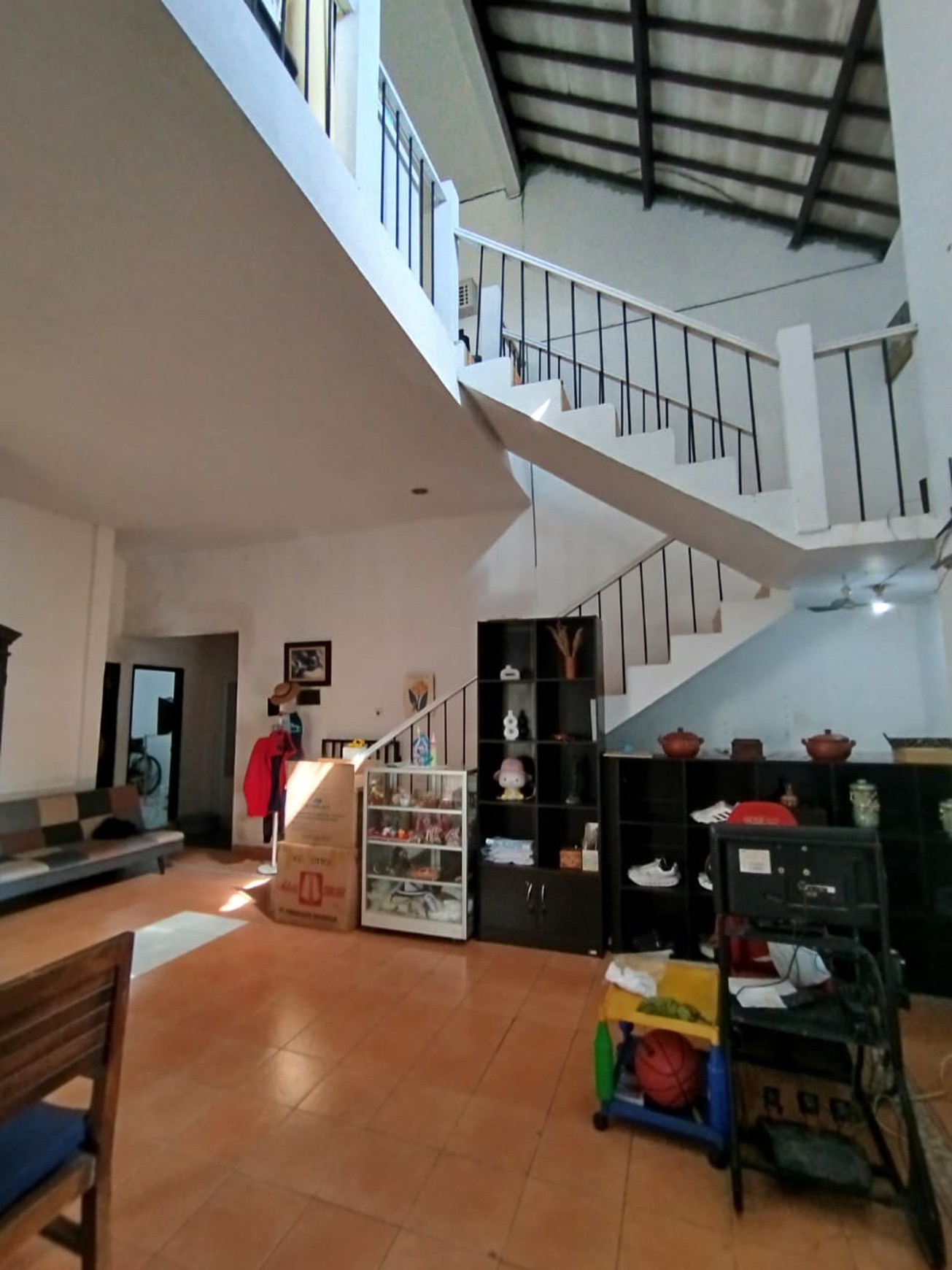 Rumah Tinggal 2 lantai Lokasi Dekat Alun-Alun Sleman Sendangadi Mlati Sleman