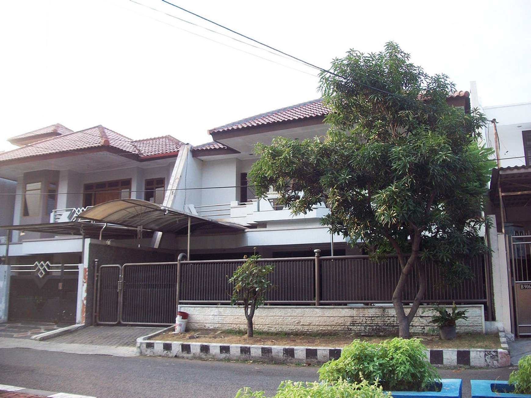 Rumah di Margorejo Indah Surabaya Selatan, Lokasi Strategis Jalan Kembar - TS -