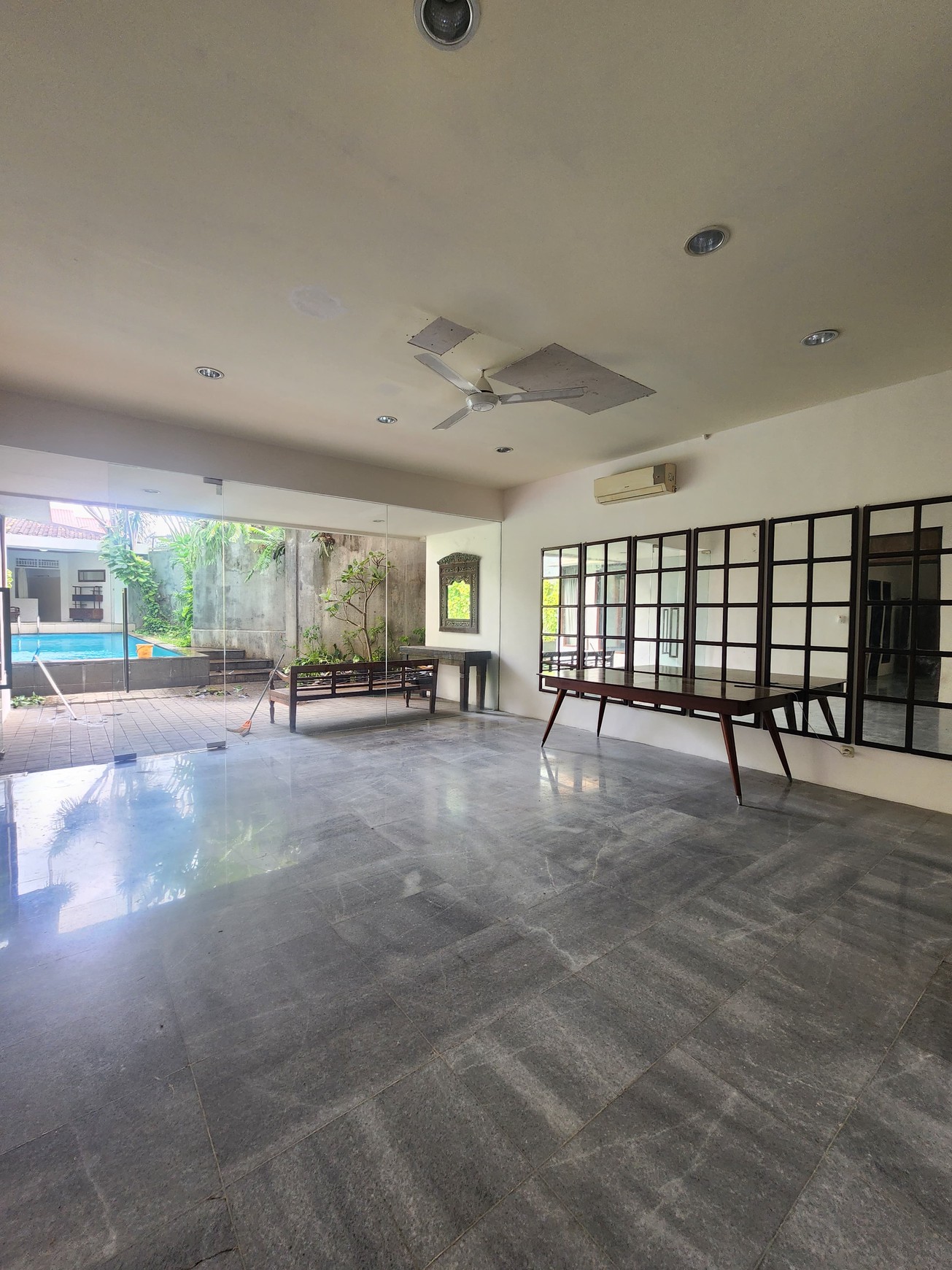 Luxury Residence for Rent in Prestigious Simprug Golf - 5BR, Private Pool