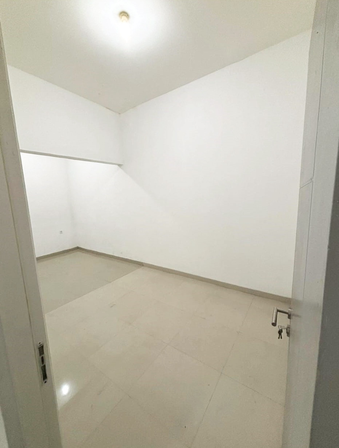 Rumah di Green Mansion Sidoarjo, Minimalis, 2 Lantai, Sudah Renov Full, SIAP HUNI !!! - LM -