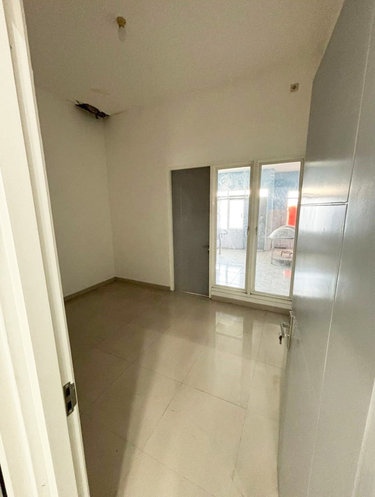 Rumah di Green Mansion Sidoarjo, Minimalis, 2 Lantai, Sudah Renov Full, SIAP HUNI !!! - LM -
