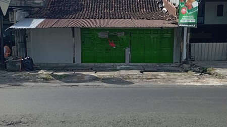Disewakan Ruang Usaha Lokasi Strategis Dijalan Godean Km 4,5 Nogotirto Gamping Sleman
