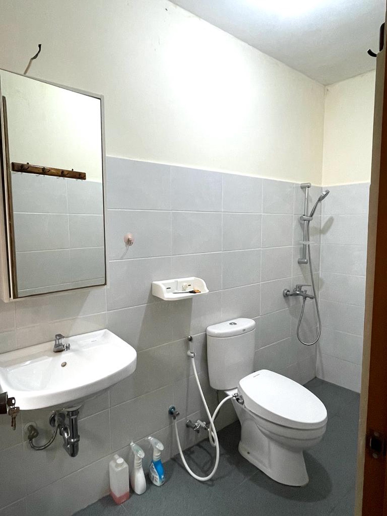 Dijual Rumah di Taman Parahyangan 7 Lippo Karawaci Tangerang