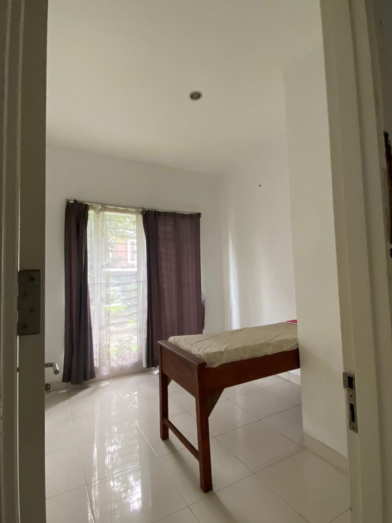Rumah di Bintaro Sektor 9 2 Lantai Sudah SHM dalam Lingkungan Asri dan Nyaman