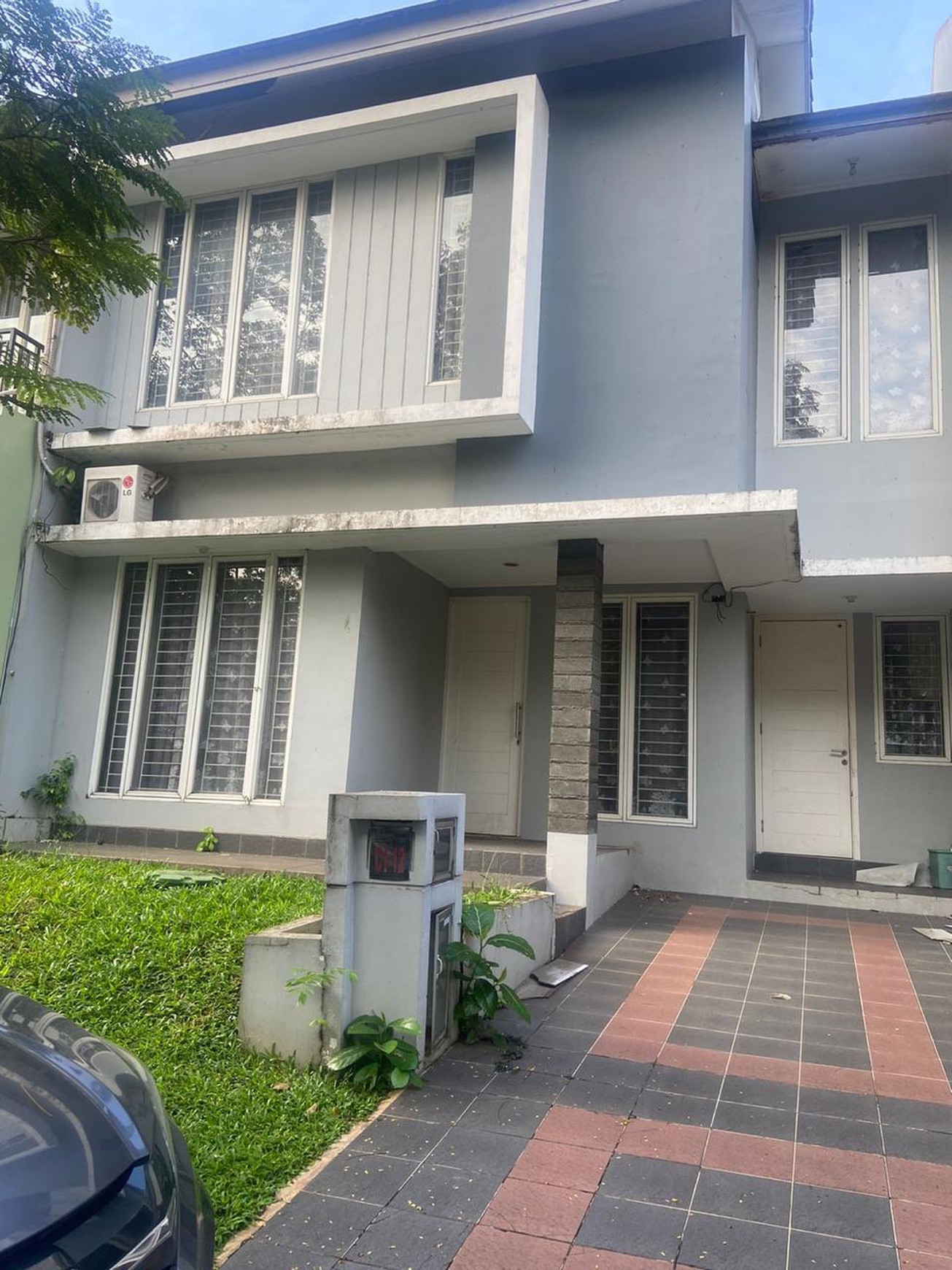 Rumah di Bintaro Sektor 9 2 Lantai Sudah SHM dalam Lingkungan Asri dan Nyaman