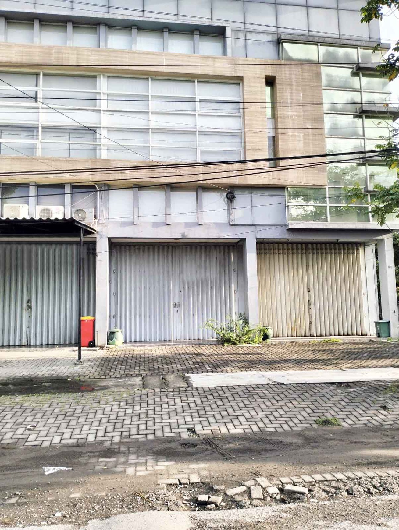 Ruko di Sidosermo Airdas Surabaya Selatan, 3 Lantai, Lokasi Strategis dekat Plaza Marina Mall - TS -