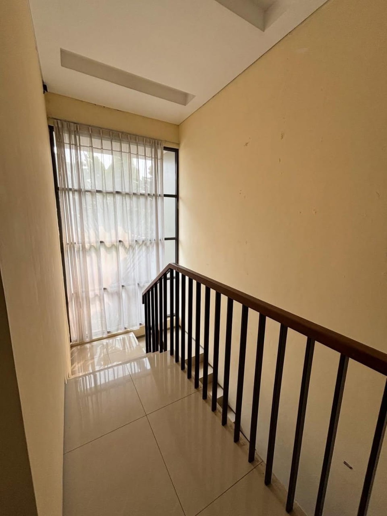 Rumah Minimalis Bagus, lokasi strategis di BSD