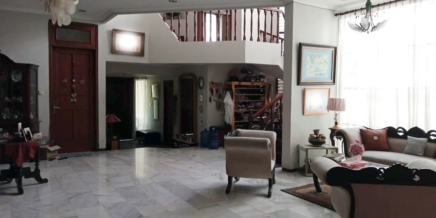 Rumah di Margorejo Indah Surabaya Selatan, Lokasi Strategis dekat Mall & Apartemen Plaza Marina