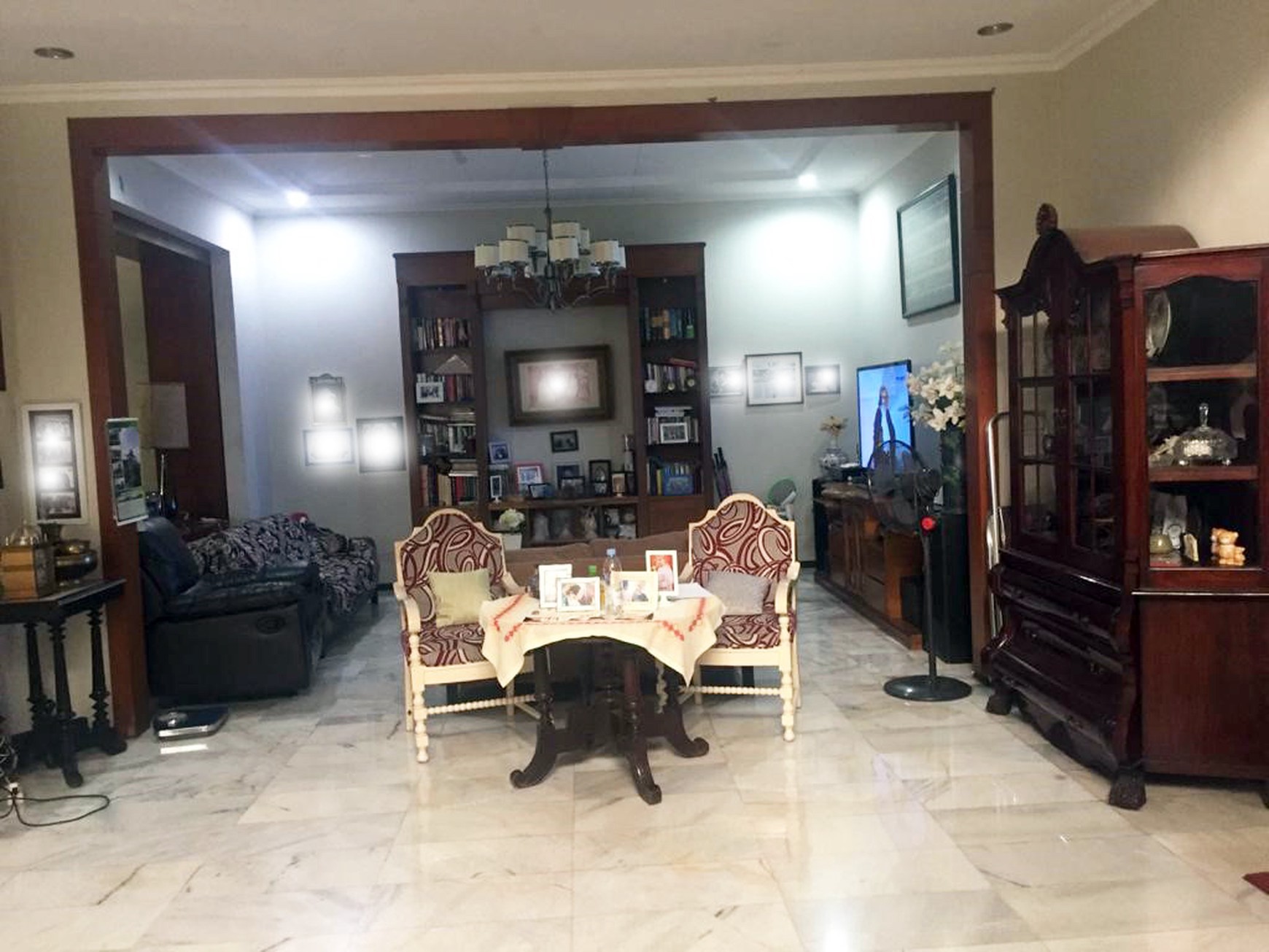 Rumah di Margorejo Indah Surabaya Selatan, Lokasi Strategis dekat Mall & Apartemen Plaza Marina