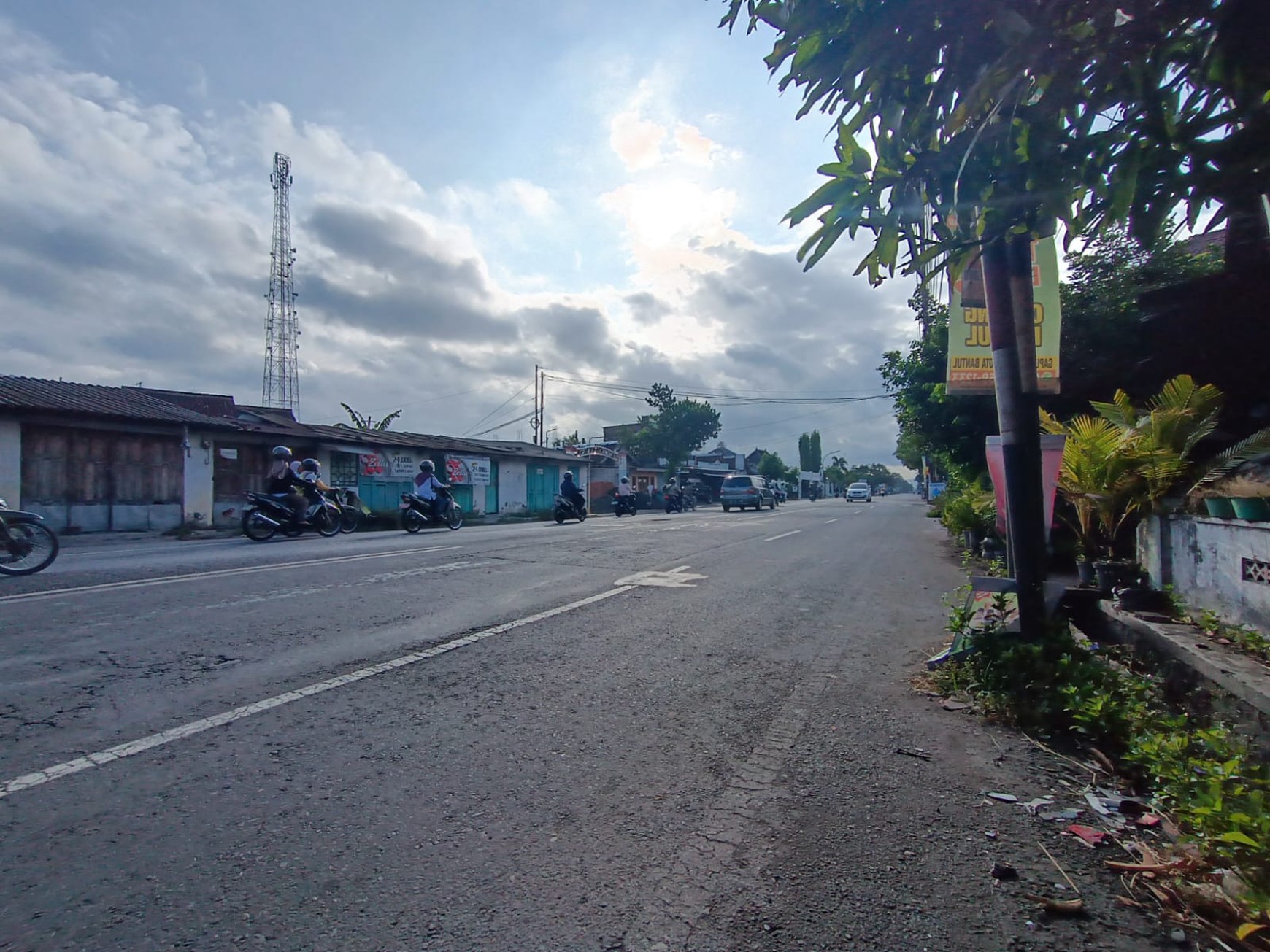 Tanah 288 Meter persegi Lokasi Strategis Dijalan Panembahan Senopati Gilangharjo Pandak Bantul