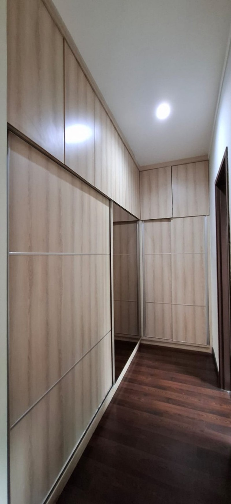 Rumah 1 garasi,2 carport,dalam cluster di Bintaro Jaya 7