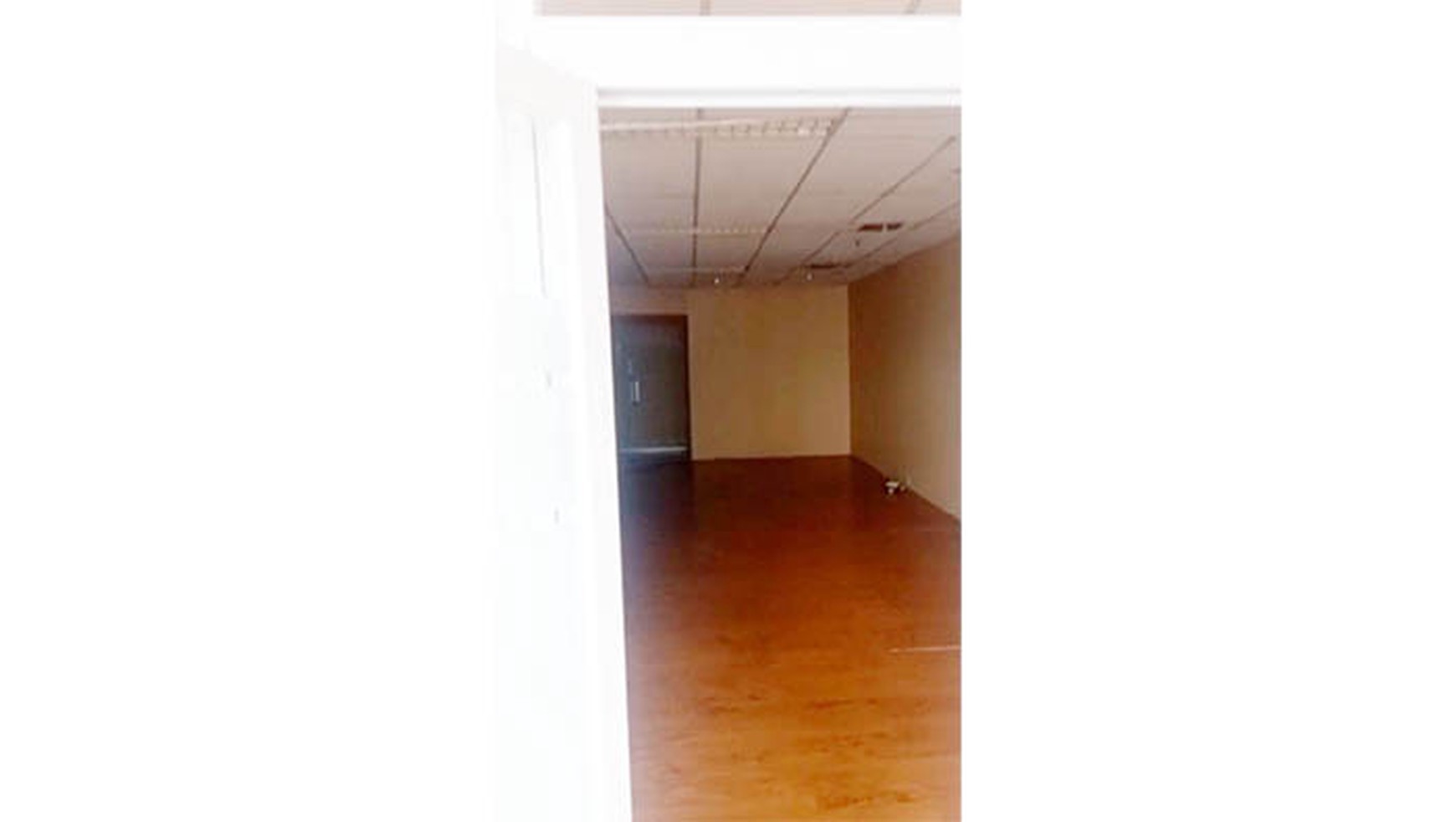 Office Space Wisma SMR, Yos Sudarso, Sunter