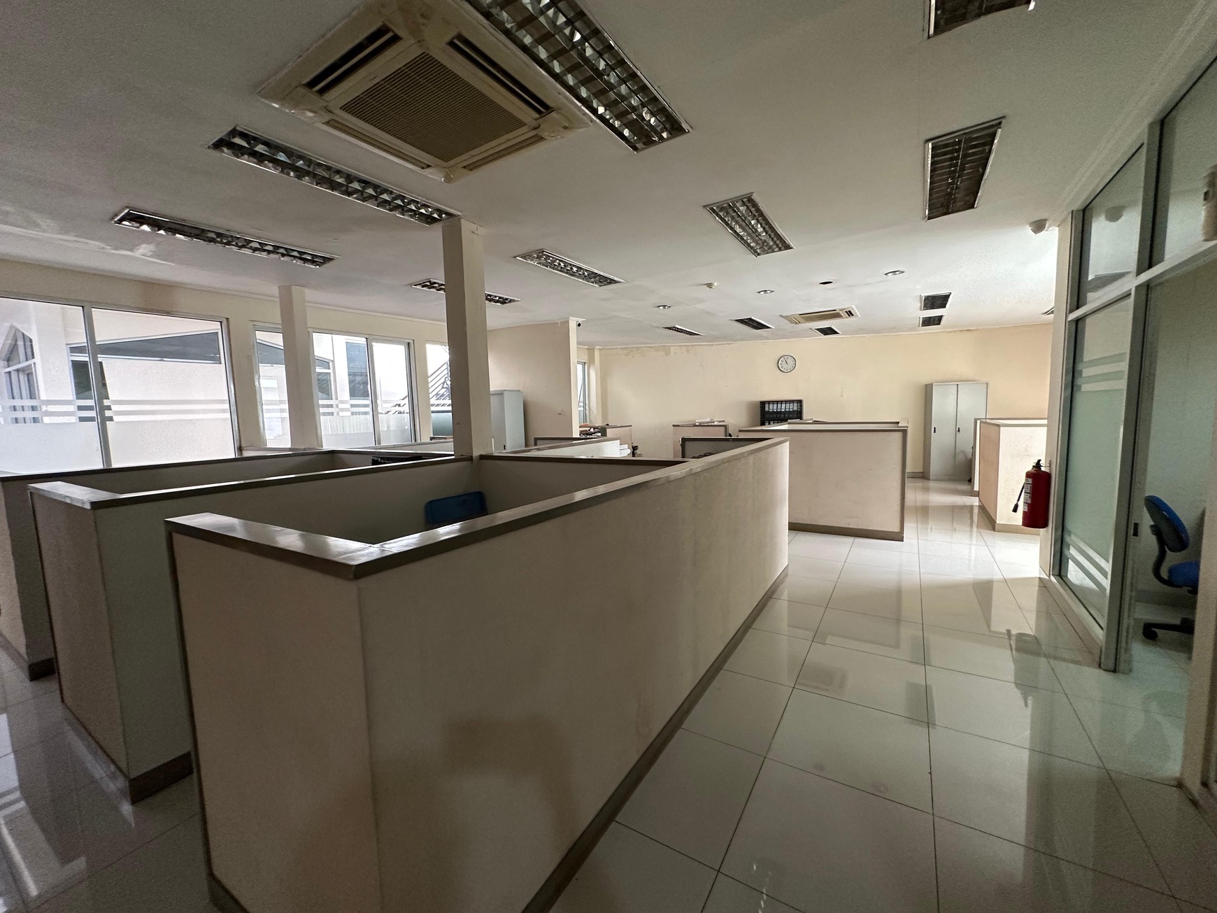 RARE OPPORTUNITY - LAHAN KOMERSIAL DI JANTUNG TEBET! 