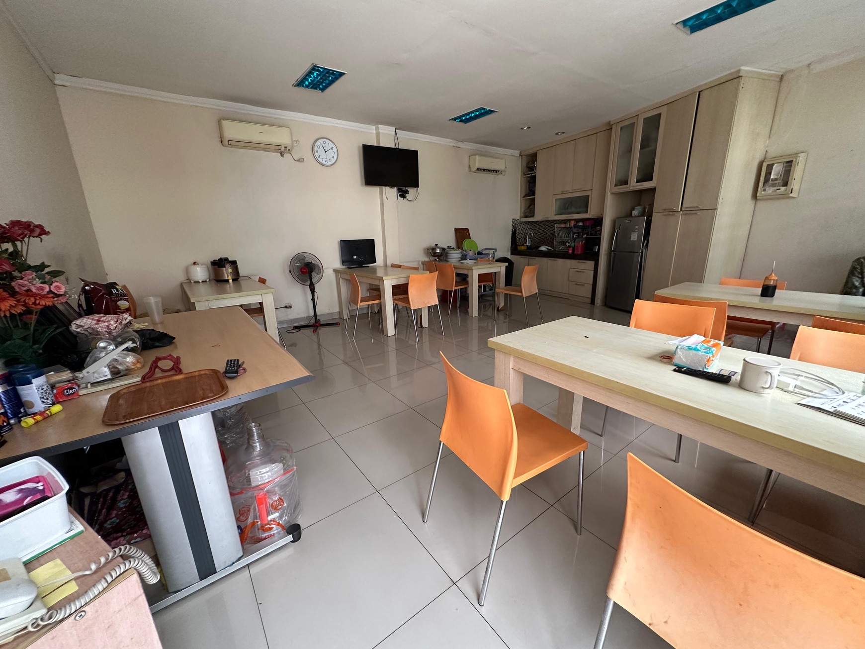 RARE OPPORTUNITY - LAHAN KOMERSIAL DI JANTUNG TEBET! 