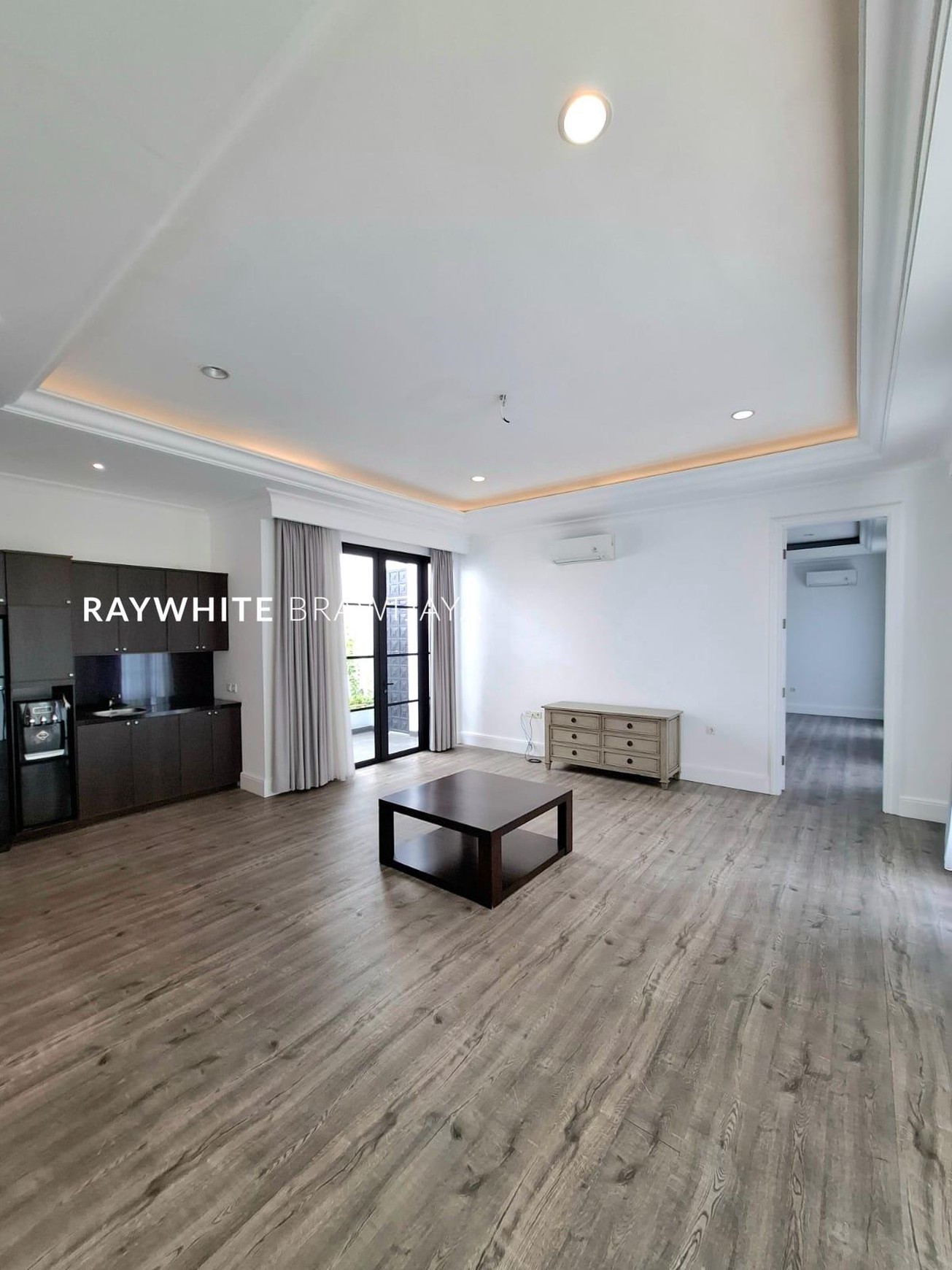 Rumah Siap Huni Model American Classic Area Cipete Fatmawati