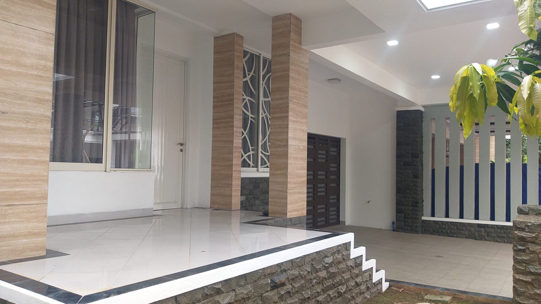 Rumah 2 lantai ,jalan lebar di Bintaro Jaya 7