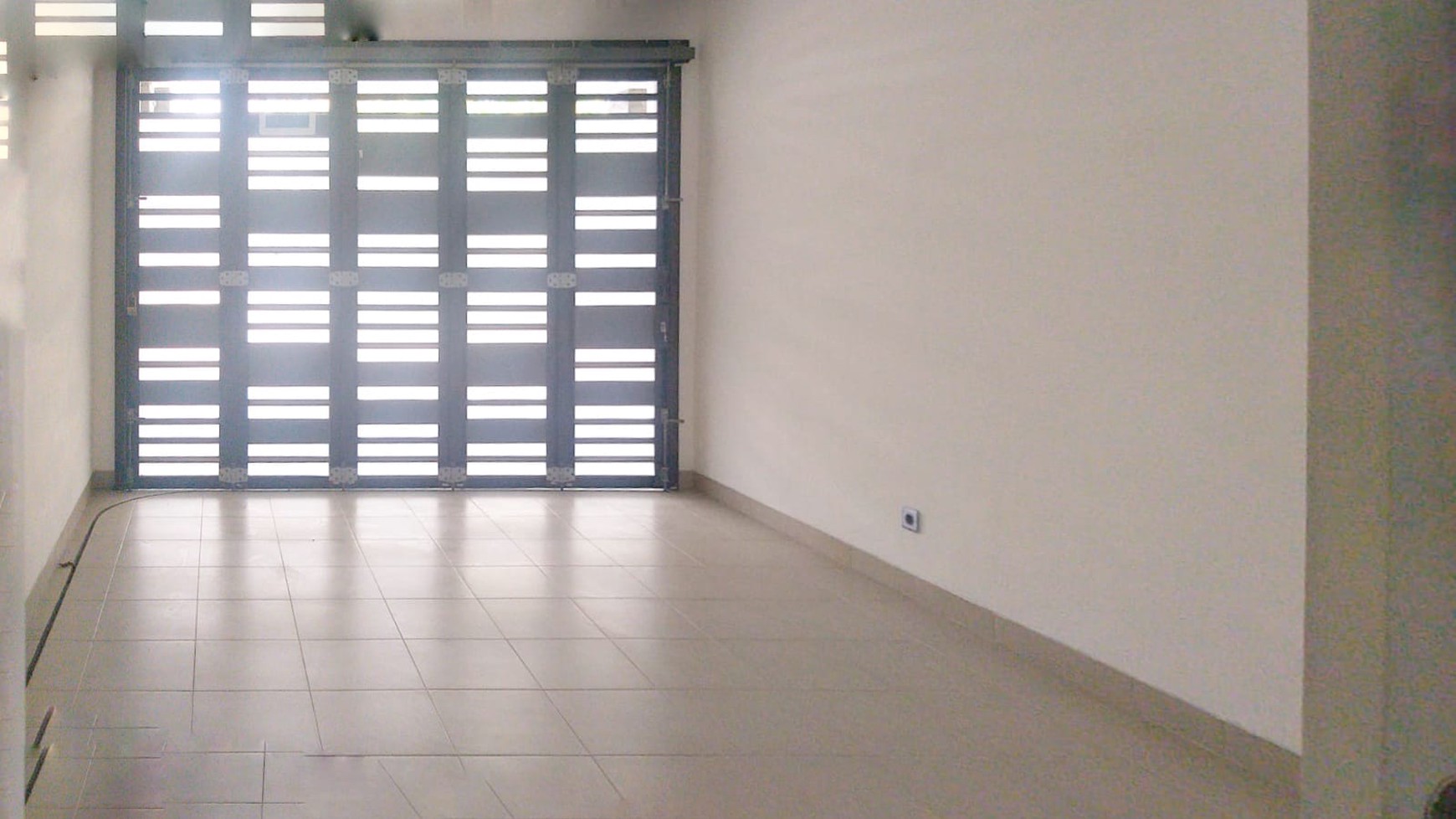 Rumah 2 lantai ,jalan lebar di Bintaro Jaya 7