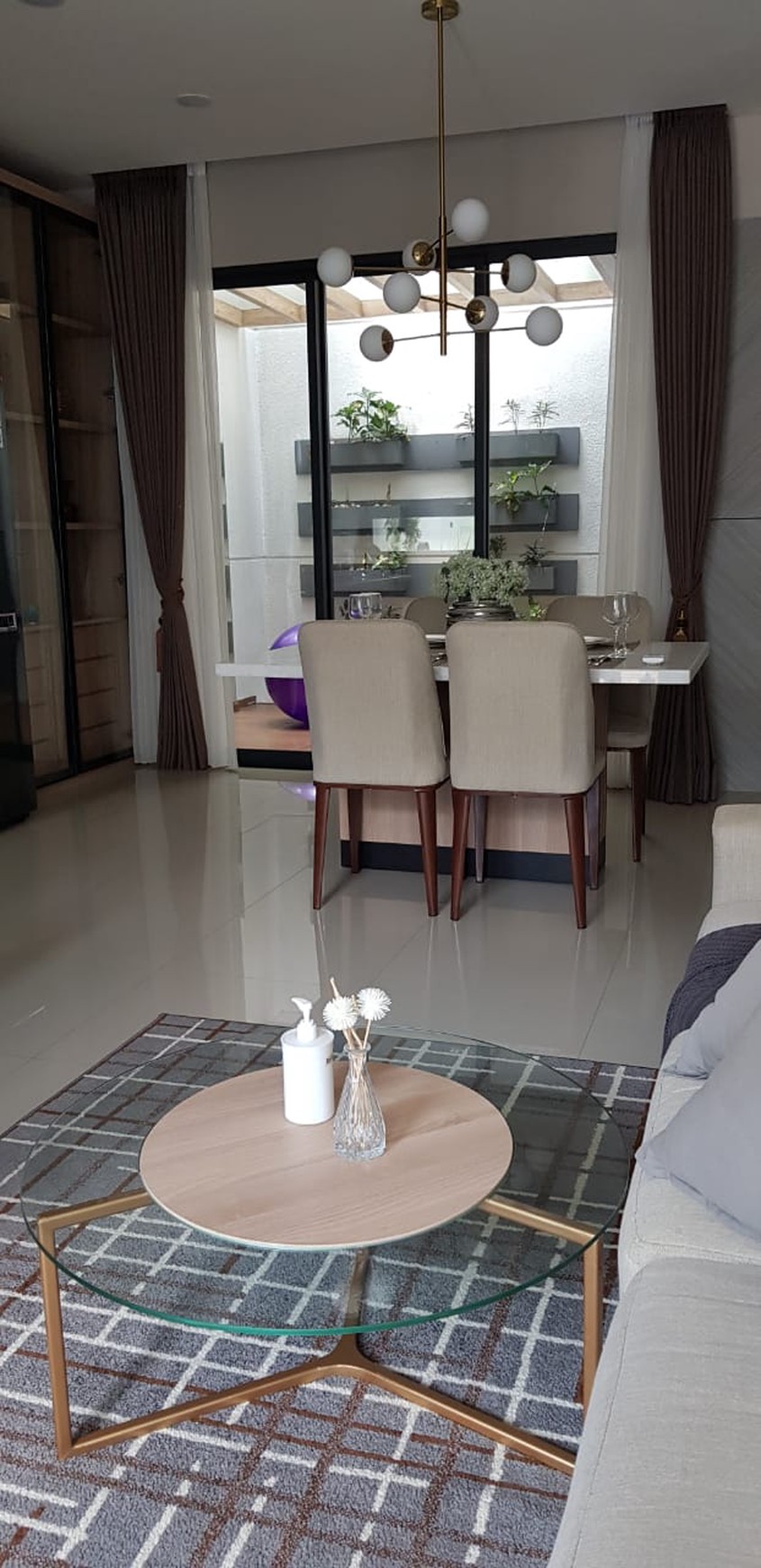 Di Sewakan Rumah Cantik Fully Furnished Siap Huni Dalam Cluster @Bintaro Sektor 9
